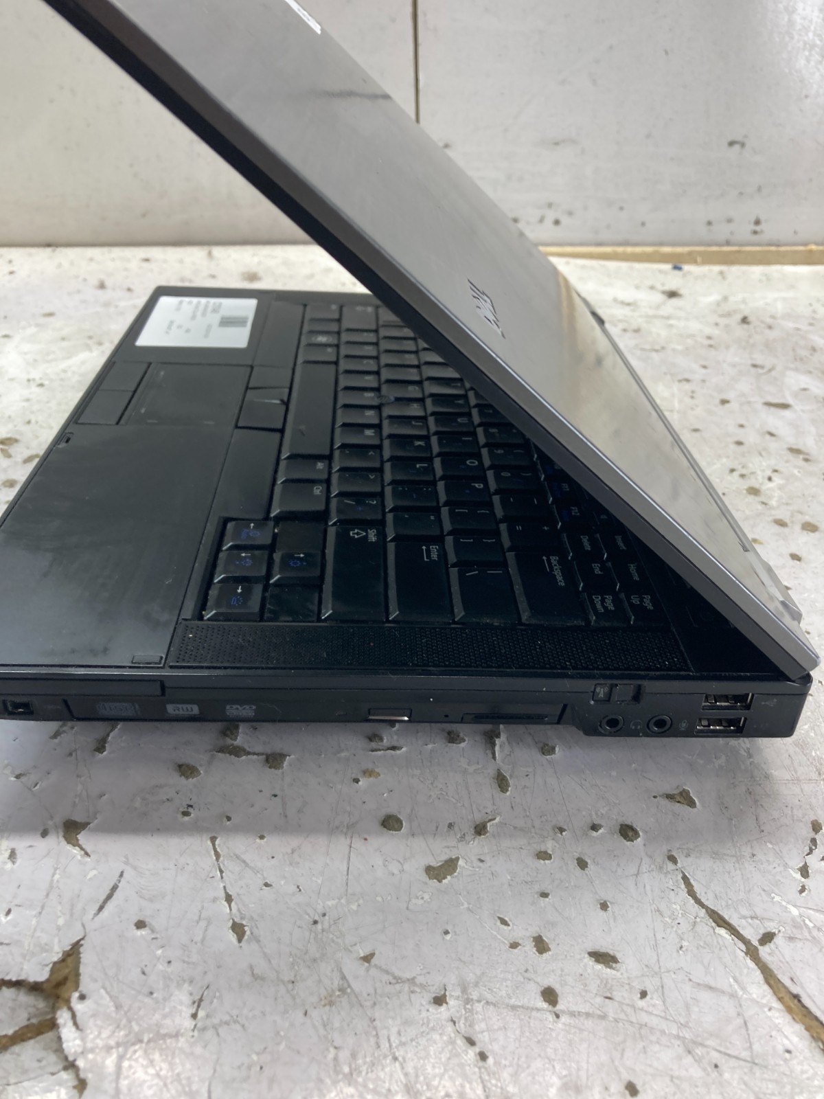 Dell Latitude E6410 Intel Core 2 Duo P8700 2.53GHz 4GB NO HDD