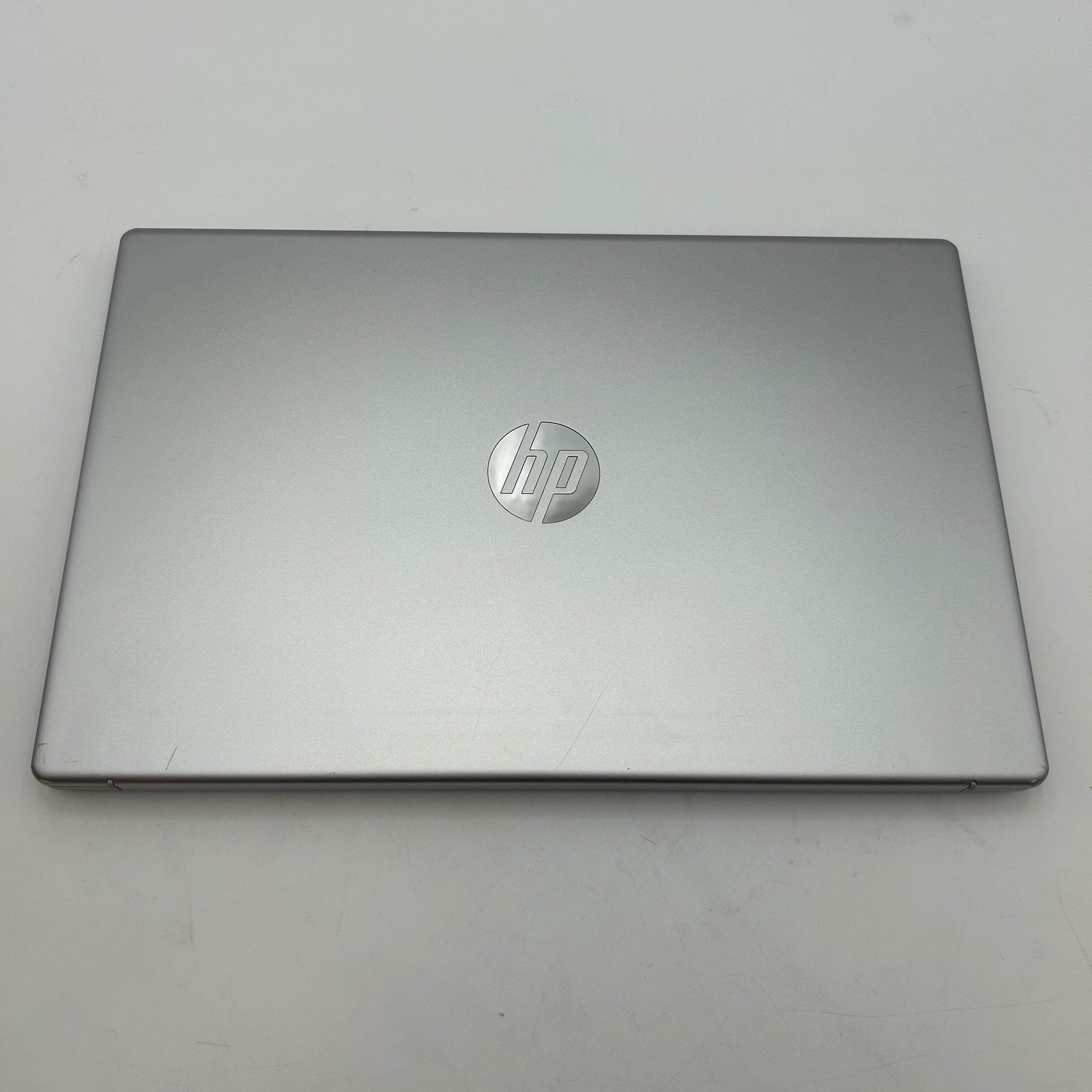 HP 15.6″ Laptop AMD Ryzen 3 7320U 8GB RAM 256GB SSD 15-FC0399NR
