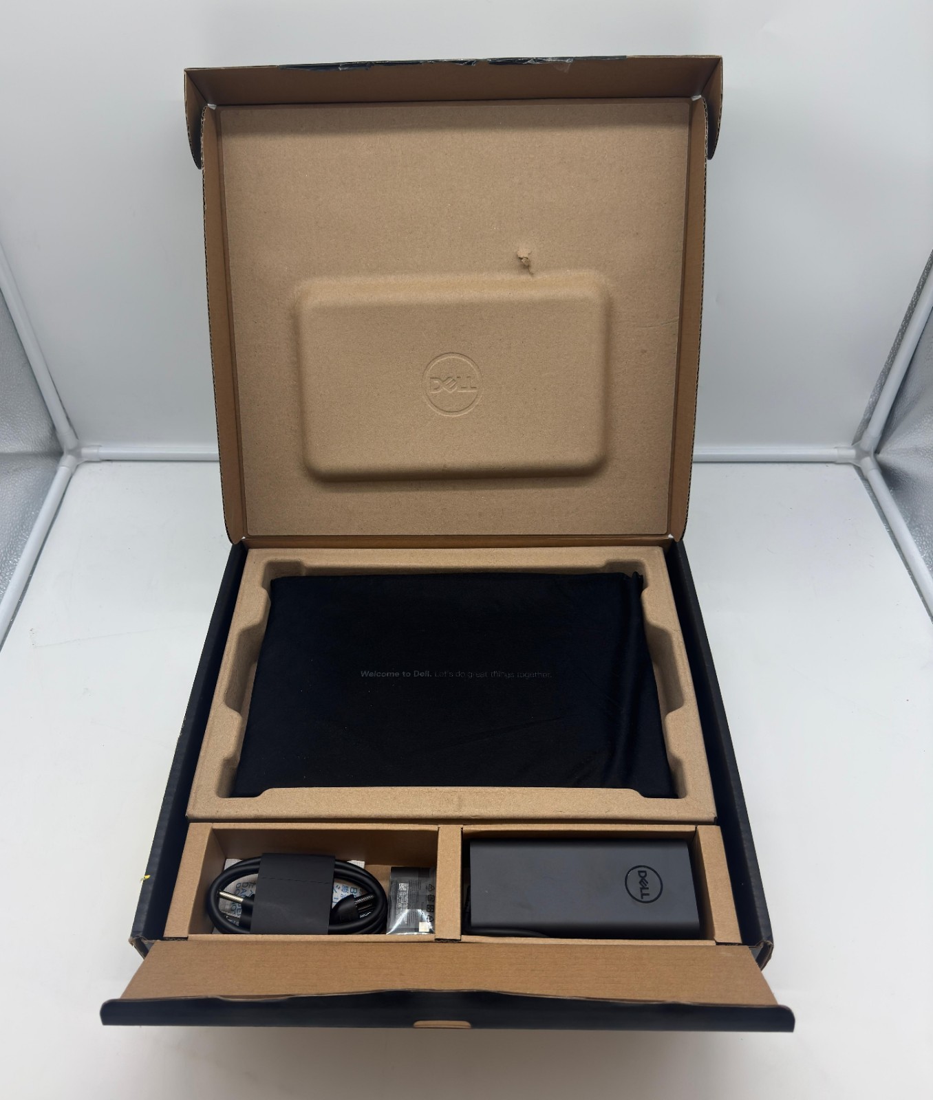 Dell Precision 5490 14″ Ultra 7 165H 3.8GHz 32GB RAM 512GB SSD RTX 1000 6223J