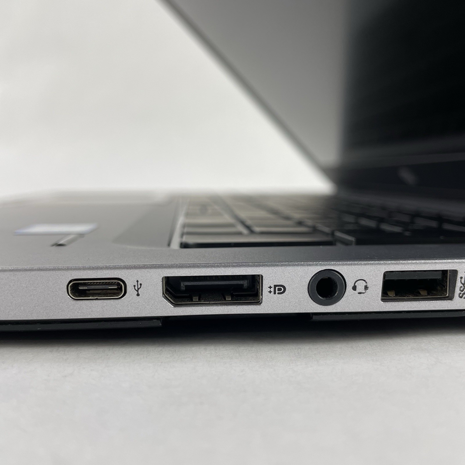 HP EliteBook 850 G4 15.6″ i5-7200U 2.50 GHz 8 GB RAM No SSD No OS No Batt – READ