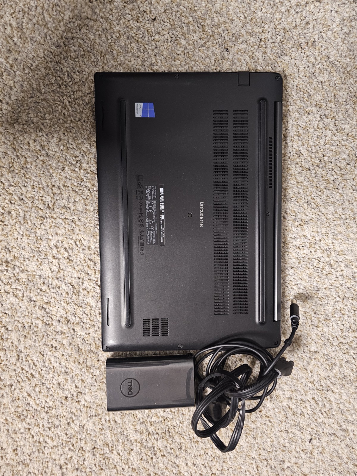 2 in 1 Touch Dell Latitude 7480 (256GB SSD, Intel Core i7-8GB RAM) Laptop-Black