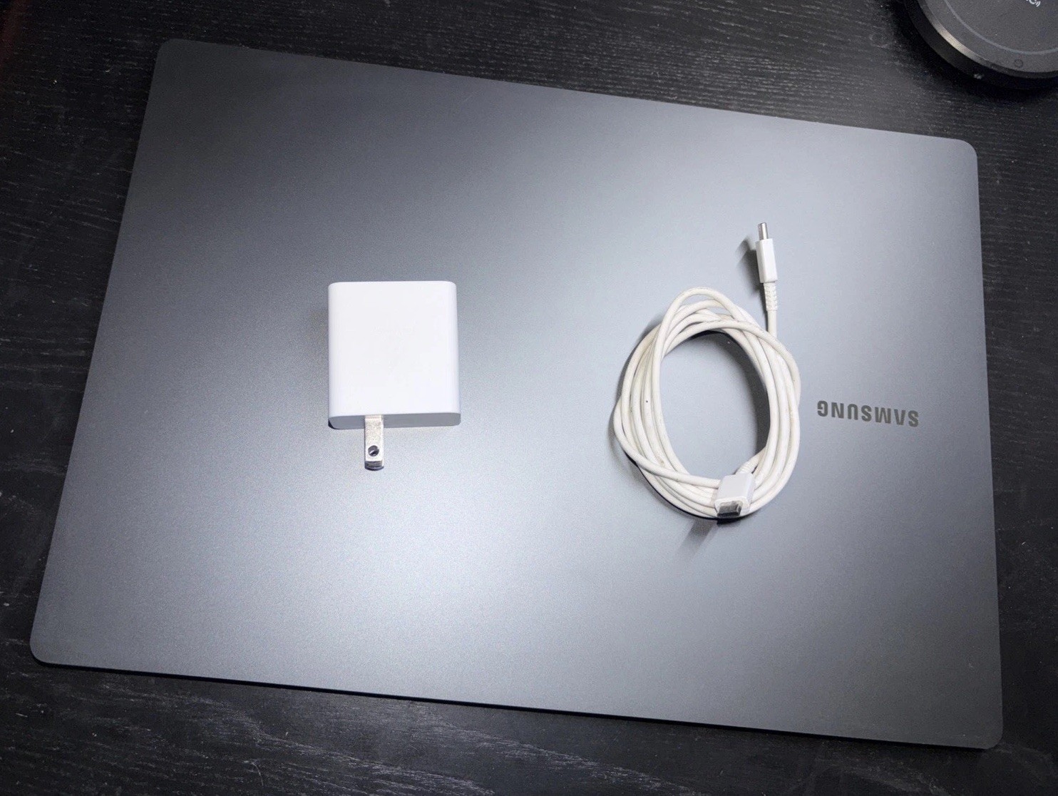 Samsung Galaxy Book3 Pro 16″ Ultra 7 258V 32GB DDR5 1TB SSD Windows 11 Pro