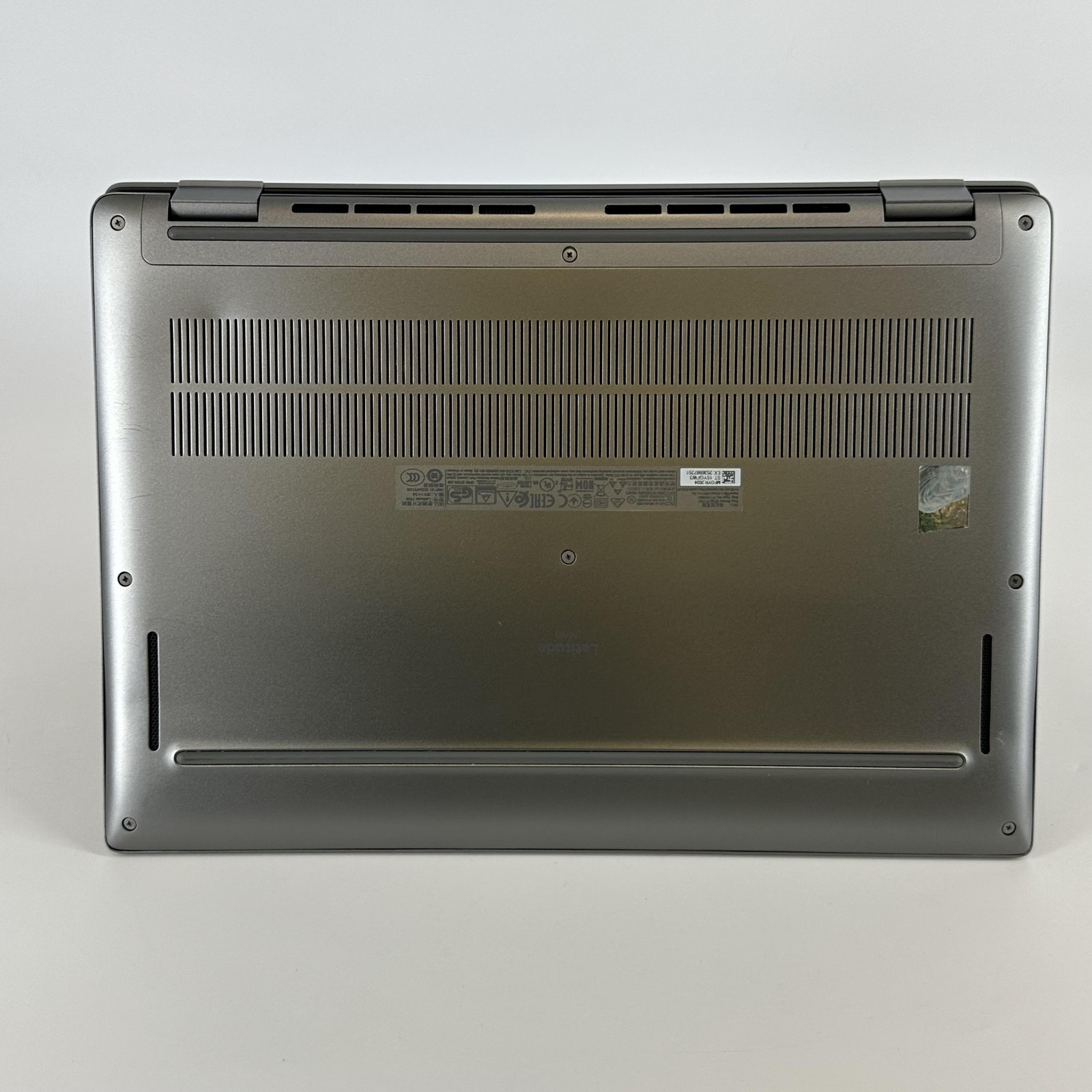 Dell Latitude 7450 14 QHD+ TOUCH 3.8 GHz Ultra 7 165H 32GB 256GB SSD Very Good