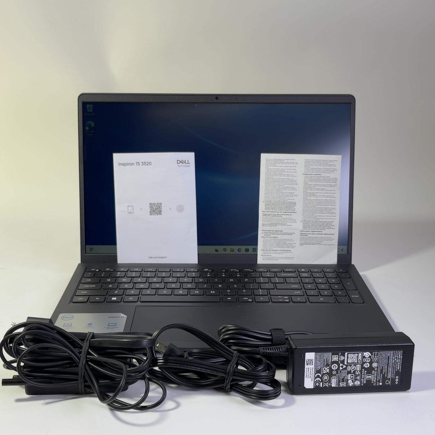 Dell Inspiron 3520 15.6″ Pentium Silver N5030 1.1GHz SSD