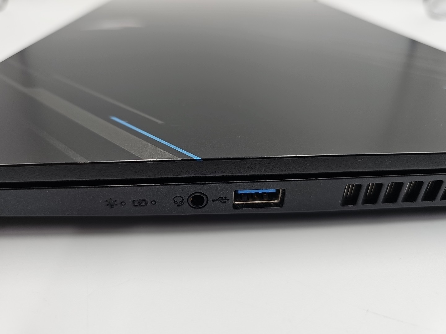 Acer – Nitro 5 (ANV15-15) 13th Gen i5-13420H 16GB 512GB SSD GeForce RTX 4050