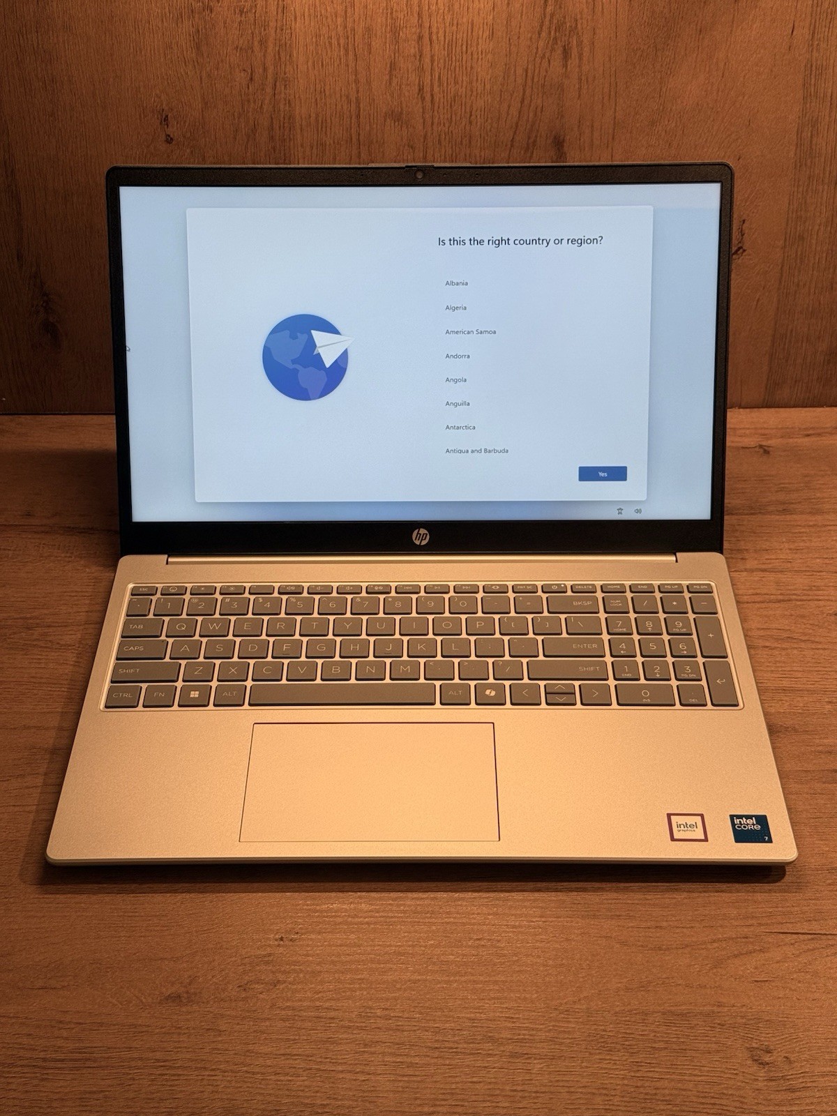 HP Laptop 15-fd0127dx 15.6″ FHD Touch i7-150U 16GB 512GB Win11 OPEN BOX