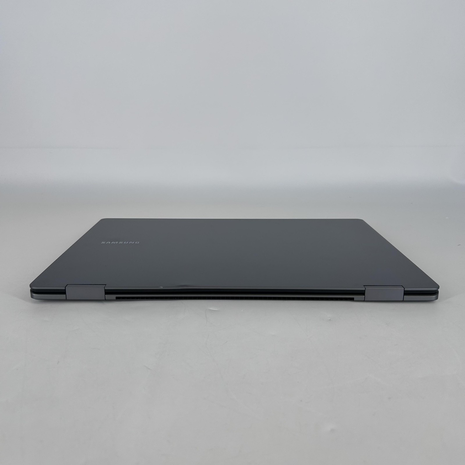 Samsung Galaxy Book5 Pro 360 QHD+ TOUCH Ultra 7 256V 16GB 512GB – Cracked Screen