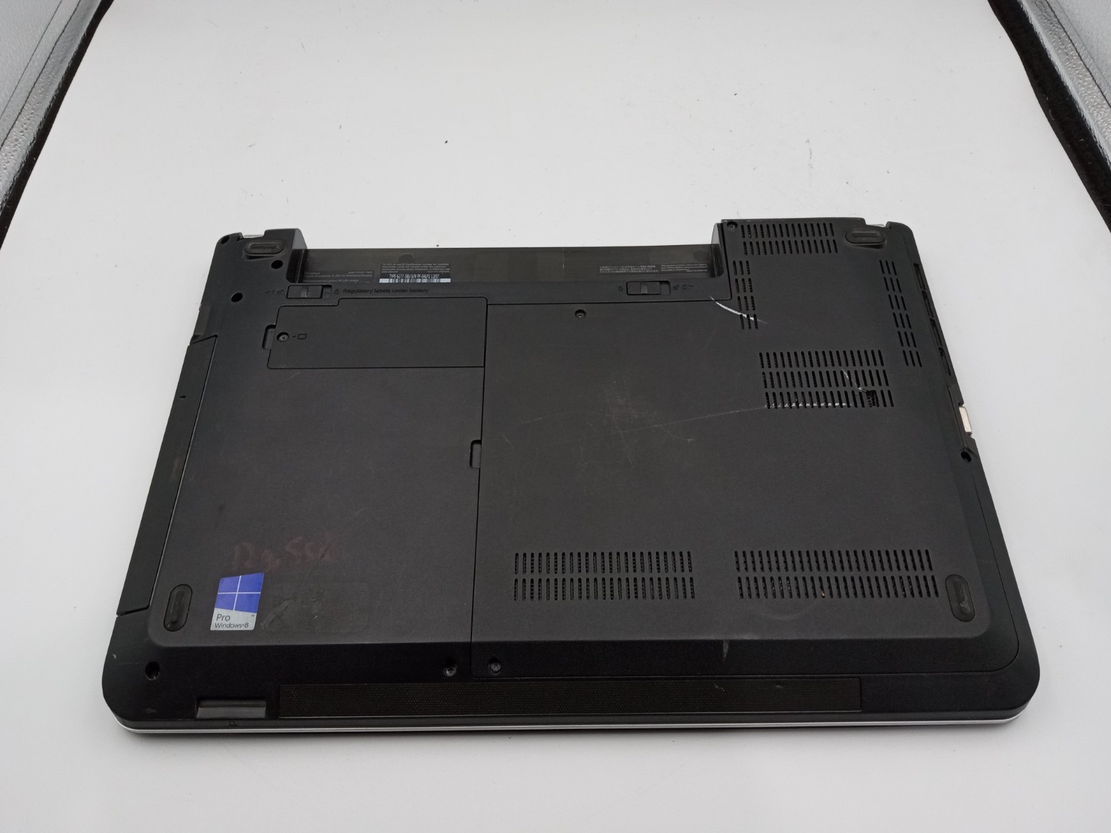 Lenovo ThinkPad Edge E431 14″ Laptop Intel Core i3 – MISSING PARTS – READ -RR