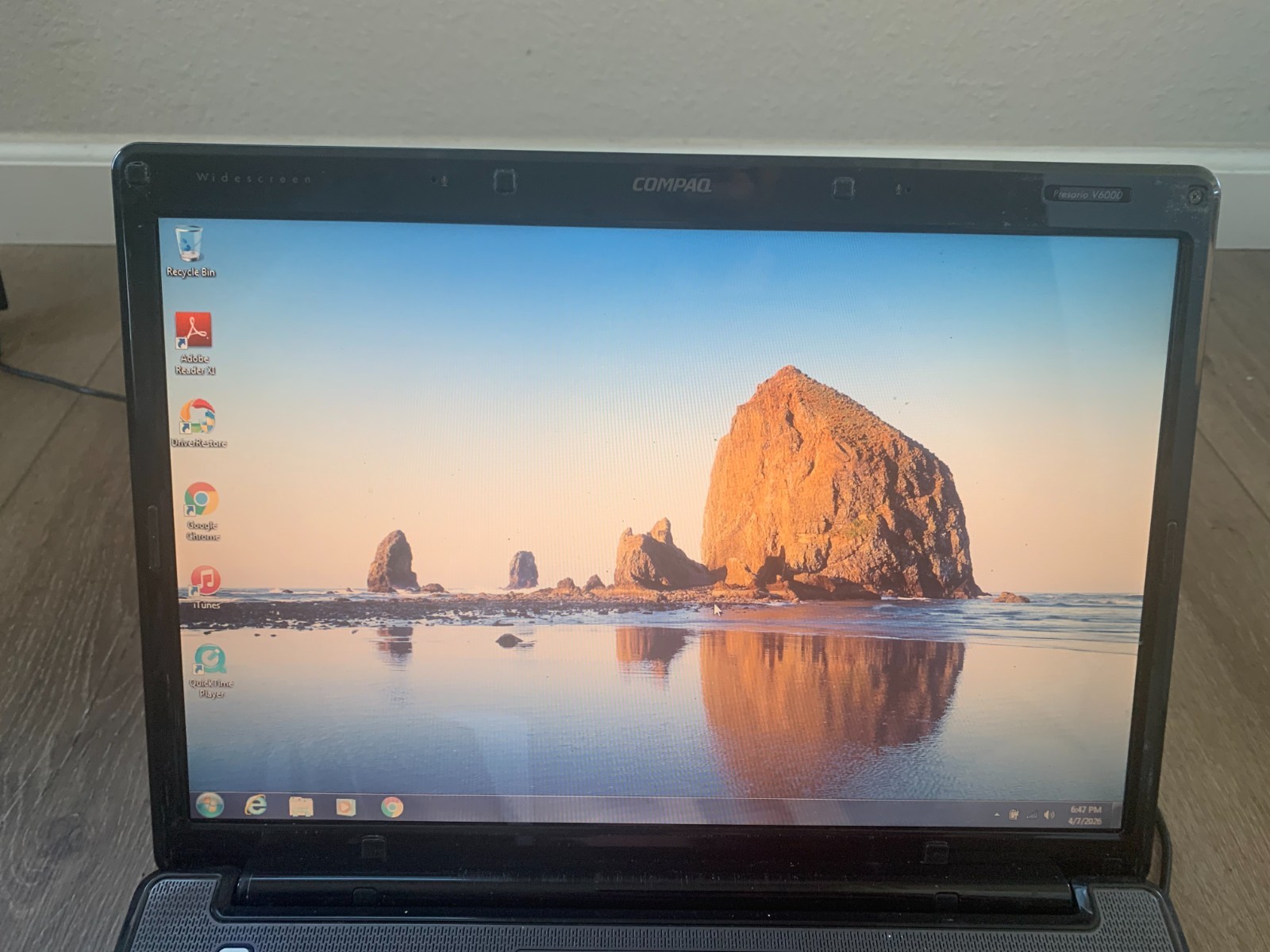 Compaq Presario V6000 15.4″ Intel Core Duo T2450 2.00Ghz 2GB RAM 120GB HDD Win 7
