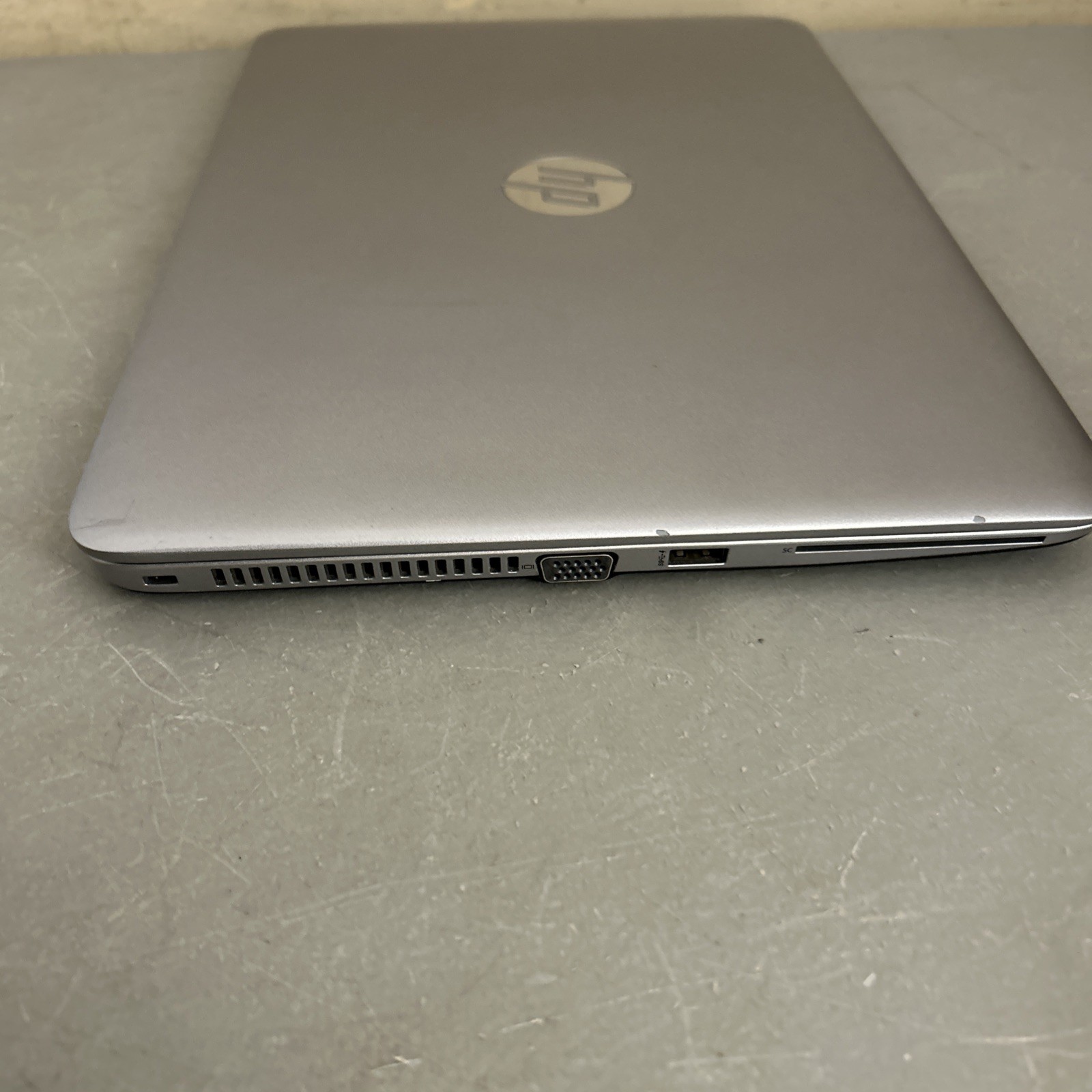 HP EliteBook 840 G4 14″ Core i5 8GB RAM, 256 GB SSD Window 11