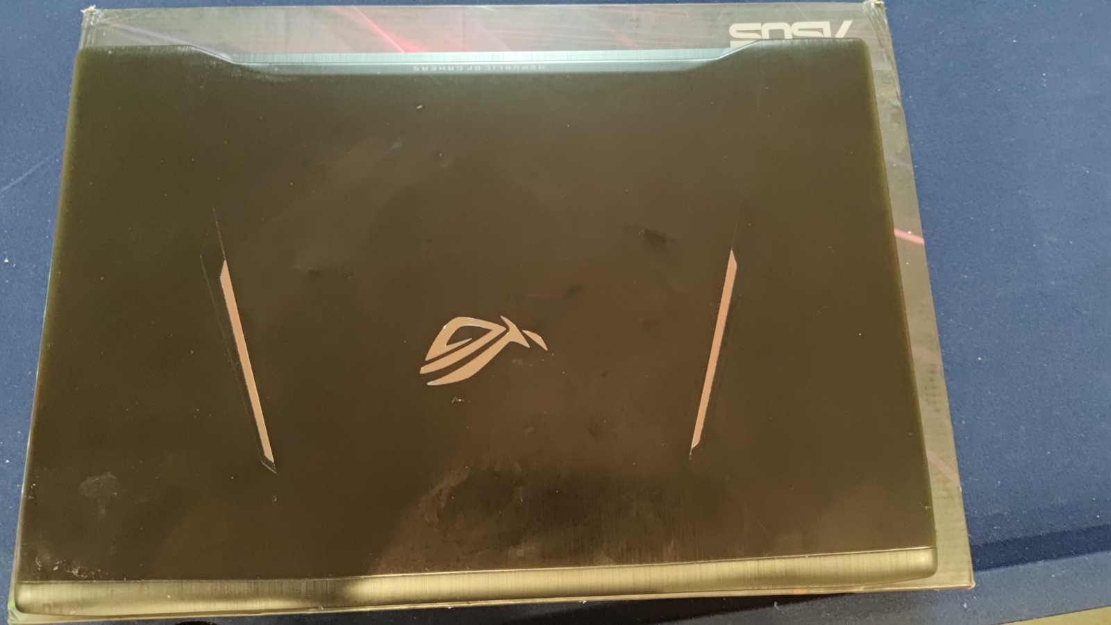 ASUS ROG Strix GL702ZC 17.3” (2T + 1T, AMD Ryzen 7, 3.70GHz, 32GB) Laptop