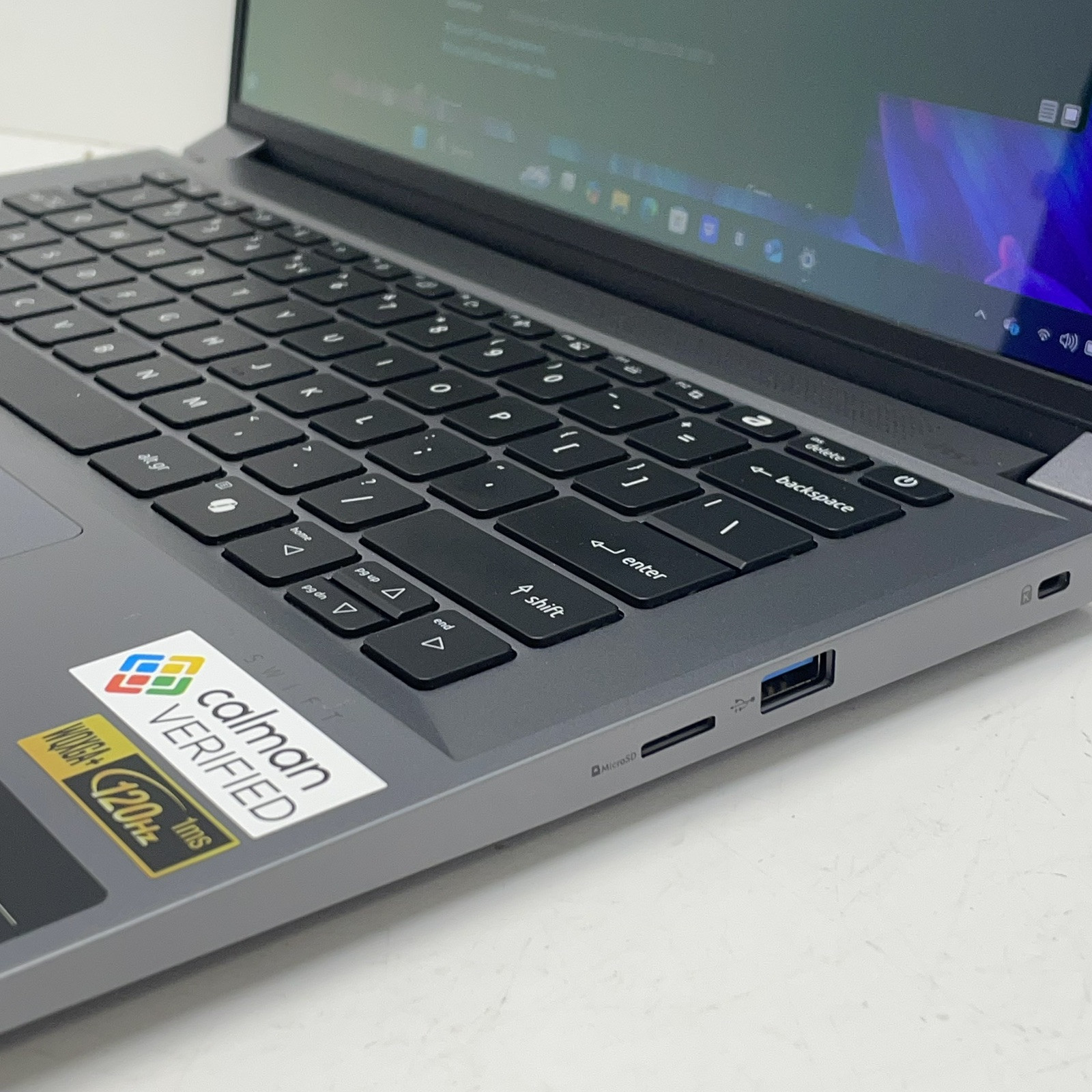Acer Swift X 14 Core Ultra 7 16GB ram 1.40GHz GeForce RTX4050