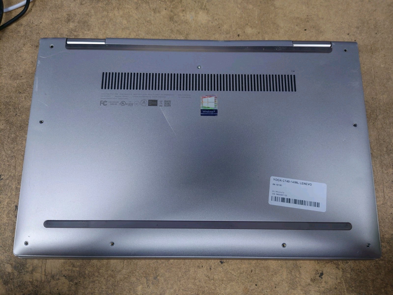Lenovo Yoga C740-14IML 14″ FHD Touch i5-10210U 8GB RAM 256GB SSD No OS