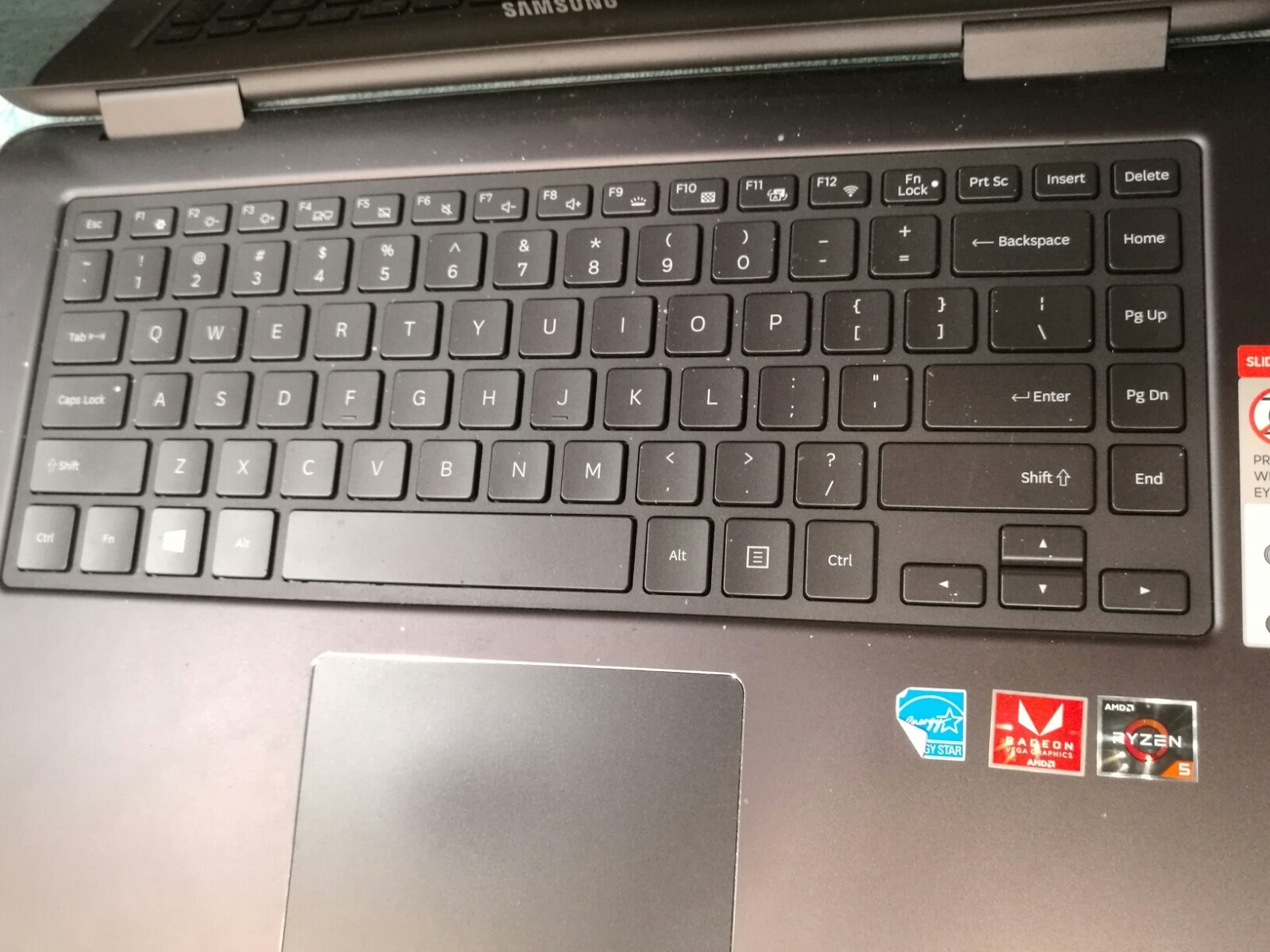 Samsung Notebook 7 Spin 15.6″ FHD 2GHz AMD Ryzen 5 2500U 8GB RAM 256GB SSD