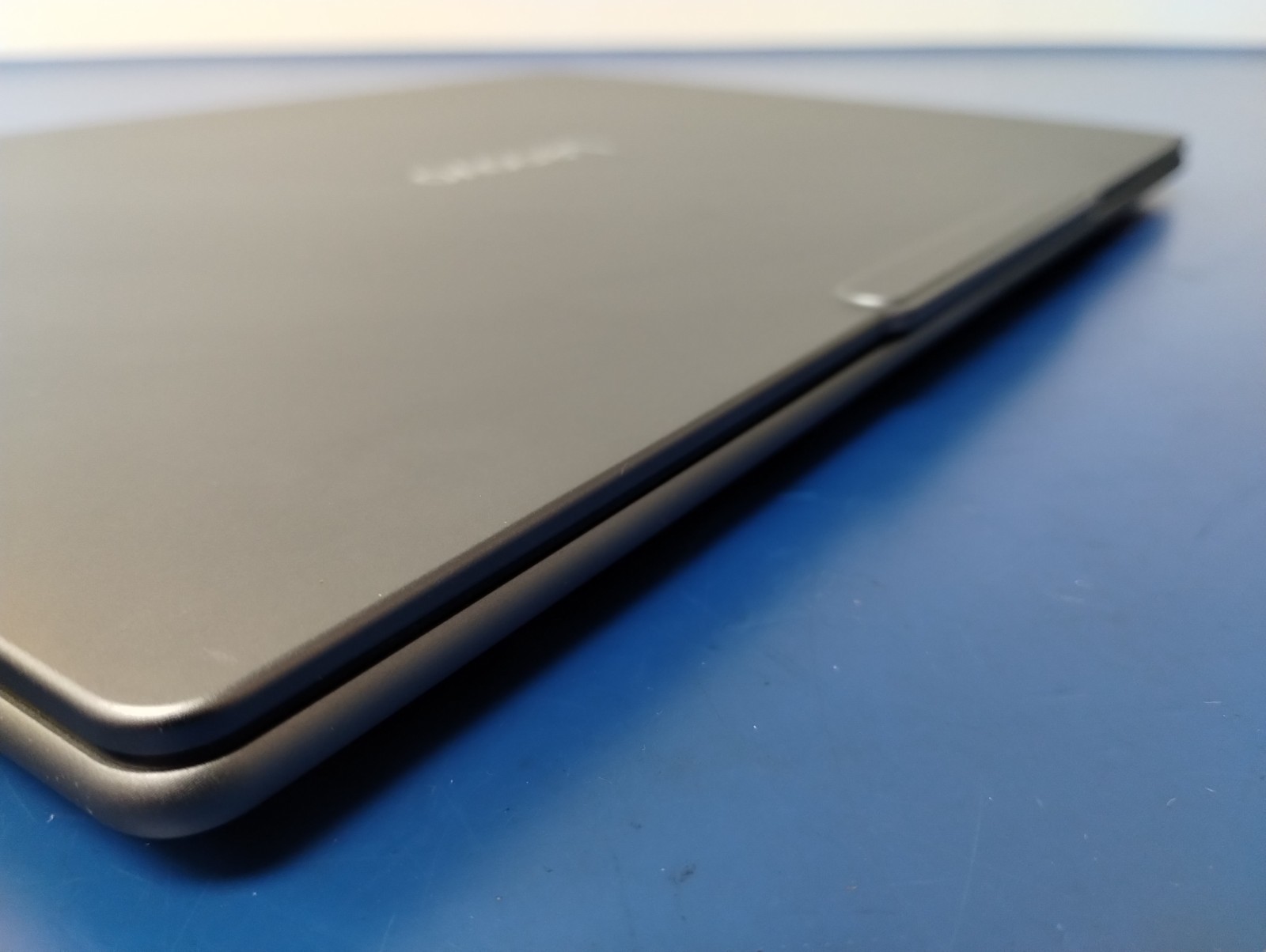 Lenovo Slim 7 14ILL10, Intel Core Ultra 7 258V, 2.20 GHz, 32 GB RAM, 1 TB NVMe