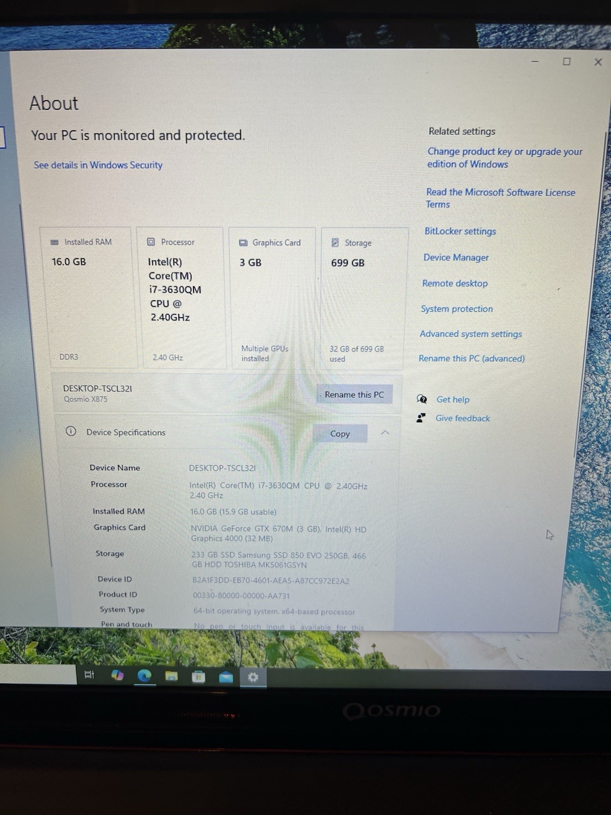 Toshiba Qosmio X875-Q7190 i7-3630QM GeForce GTX 670M 250GB SSD 16GB RAM Win 10