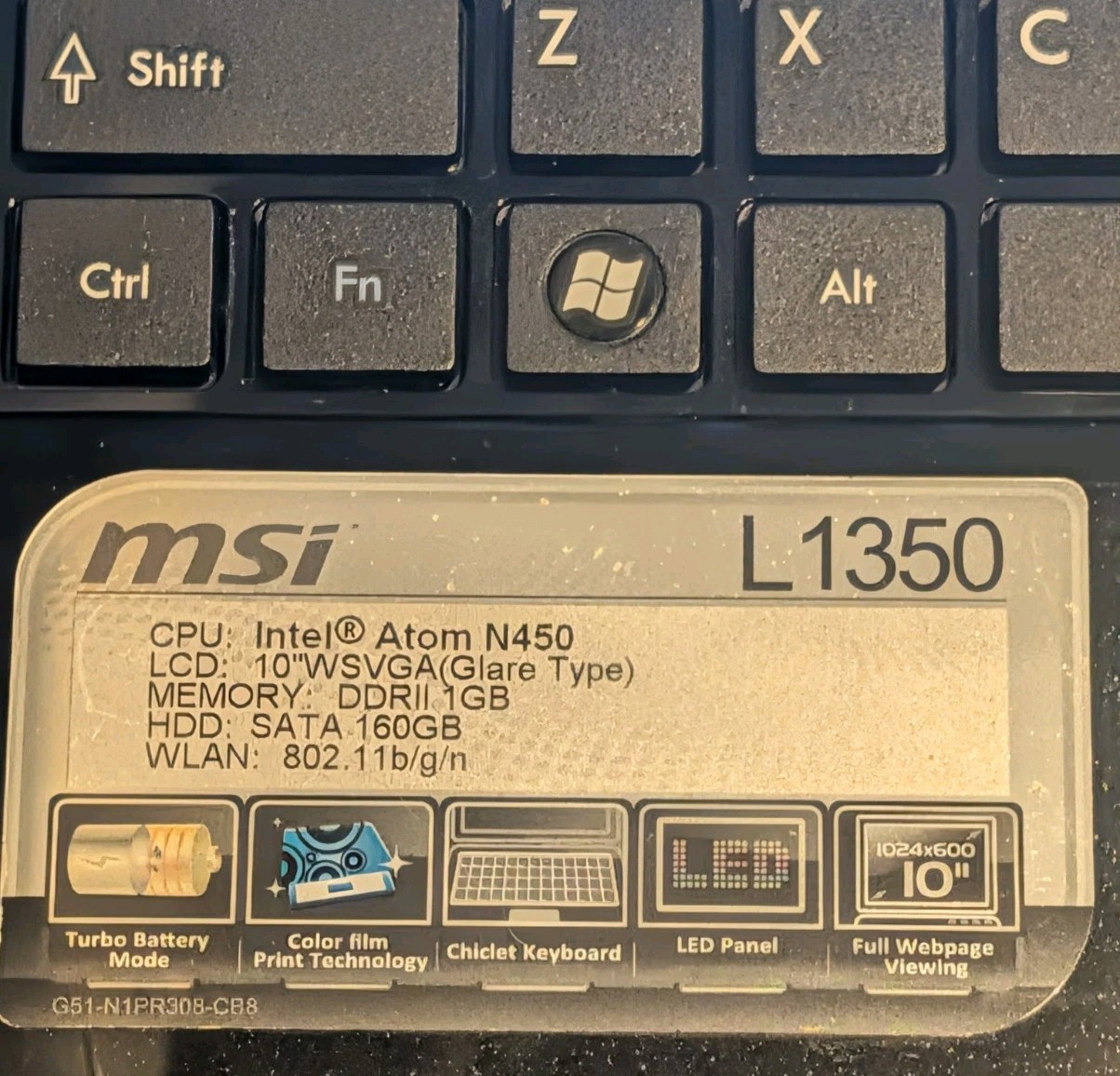 MSI L1350 N014 Intel Atom N455 10″ Laptop W/ Bag, Disks, Booklets & Charger Cord
