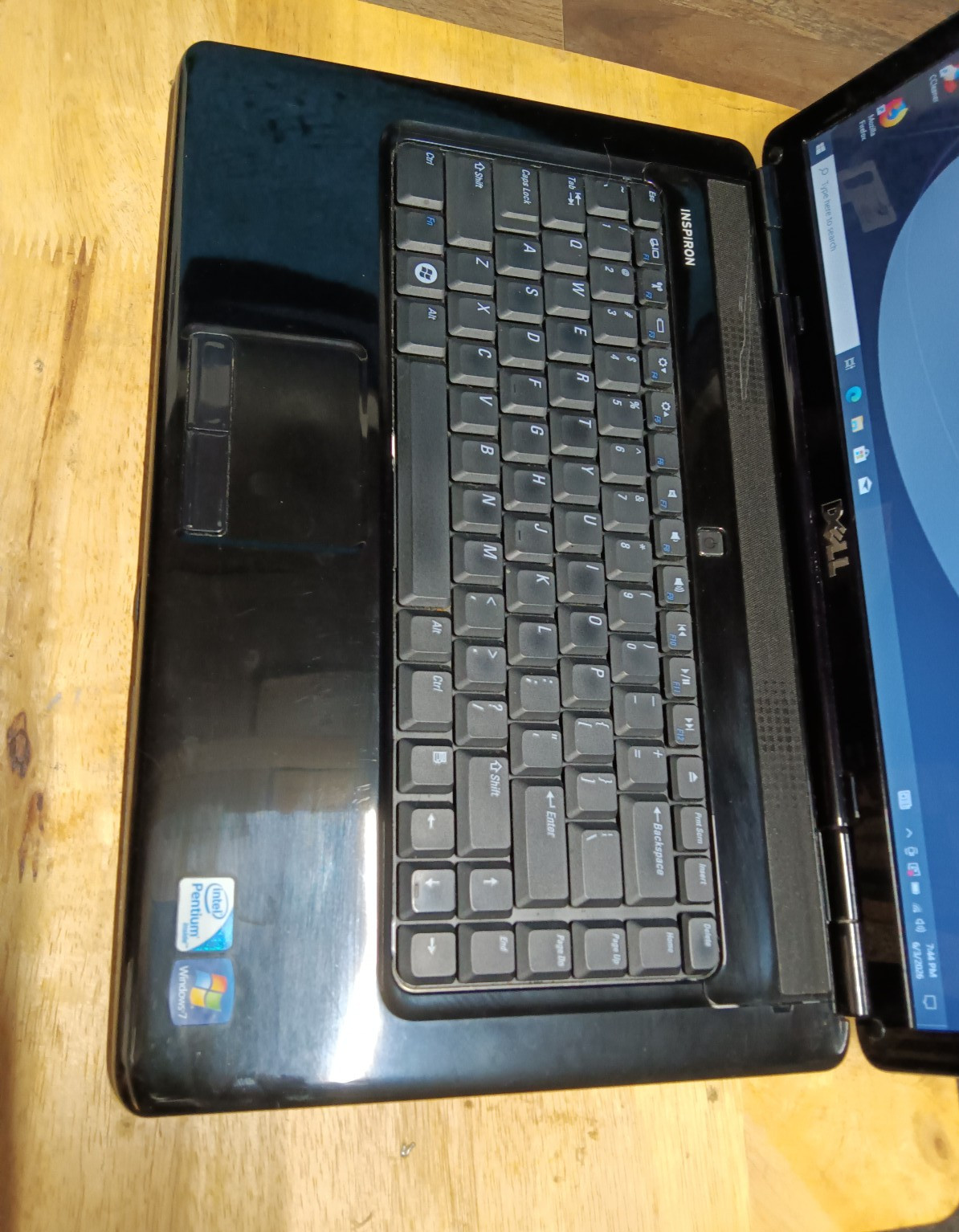 Dell Inspiron 1545/Core2duo P8700 2.53ghz/4gb/500gb/Windows 10 Pro/Vga/BT/15.6