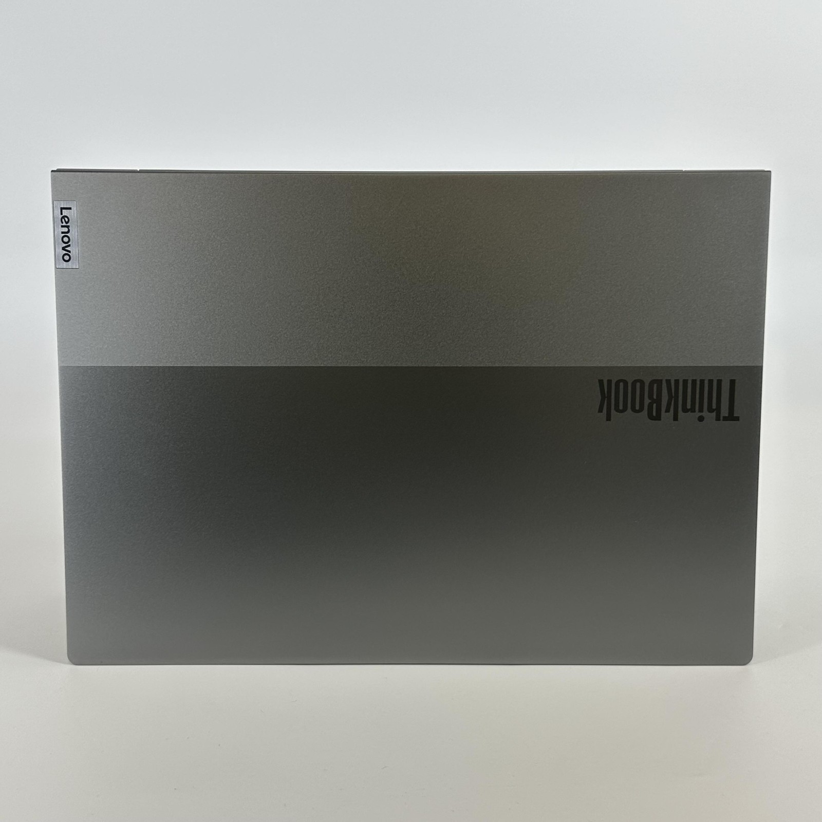 Lenovo ThinkBook 14 Gen 8 FHD+ TOUCH 2.0 GHz Ultra 7 255H 32GB 1TB SSD Excellent