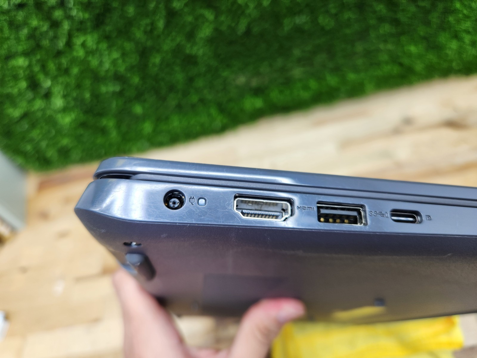 Dell Latitude 3510 15.6″ i5-10210U 16GB RAM 256GB SSD Windows 11 Pro ~