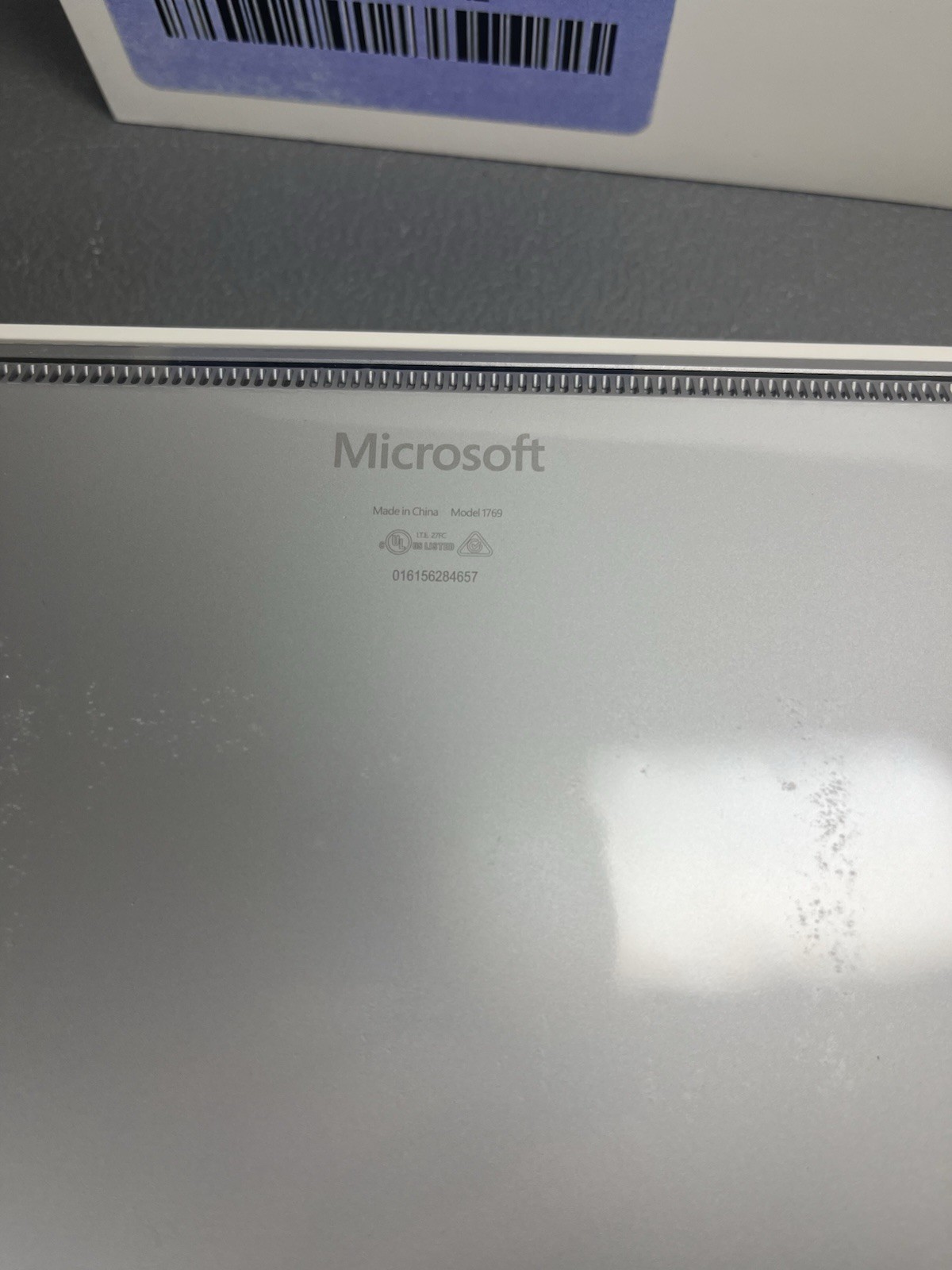 Microsoft Surface Laptop 2 Platinum Color 1769 128GB i5 Processor 8GB Ram