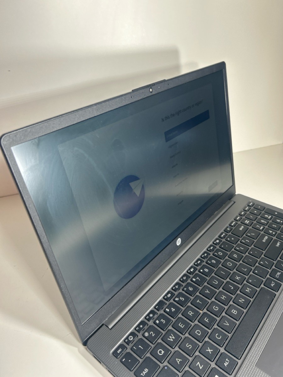 HEWLETT PACKARD 255 G10 WITH 250GBS AND 8GBR *READ DESCRIPTION!!!!!! (P17028842)