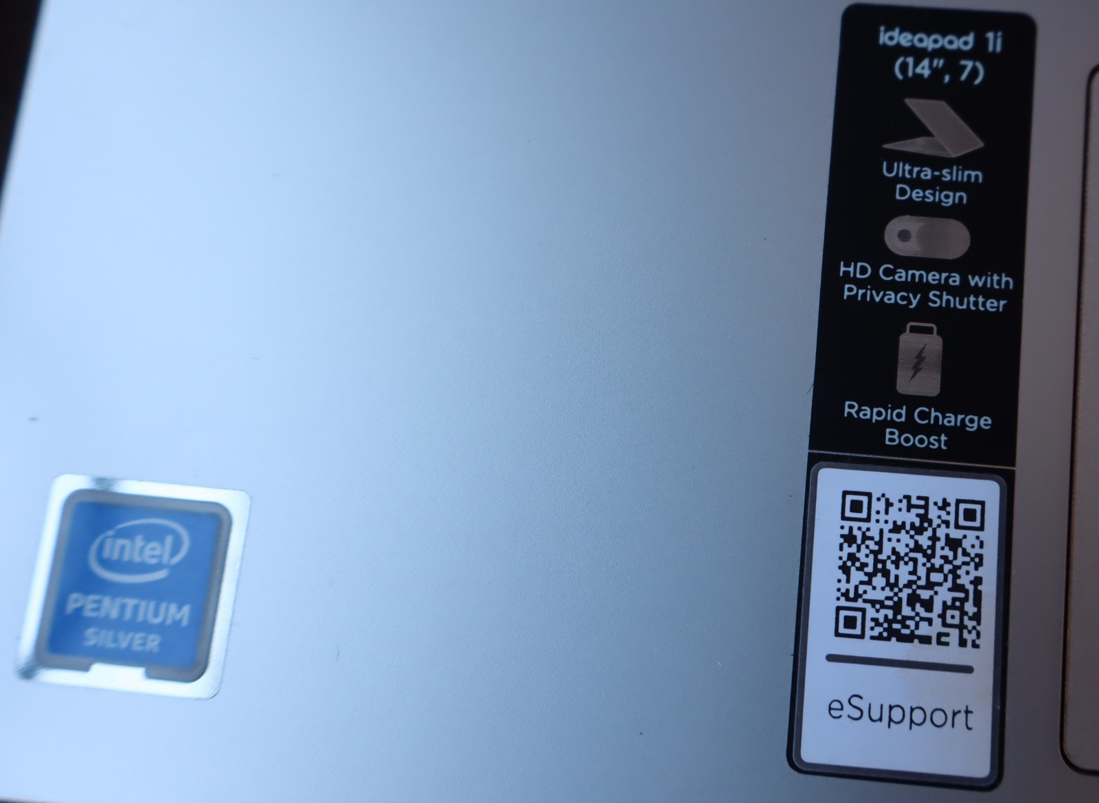 Lenovo IdeaPad 1 14IGL7 14” Laptop 4GB 64GB Windows 11 w/ Charger
