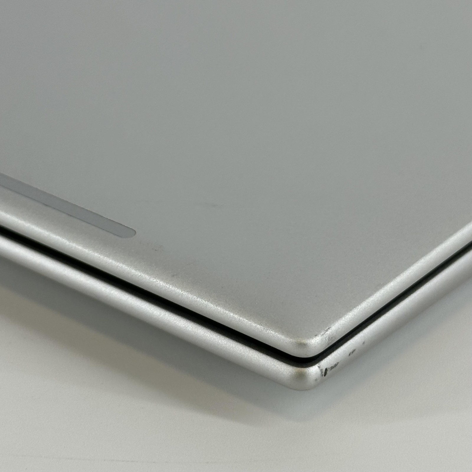 HP Elitebook 860 G9 16 Silver FHD+ 1.7 GHz i7-1255U 32GB 1TB SSD Good