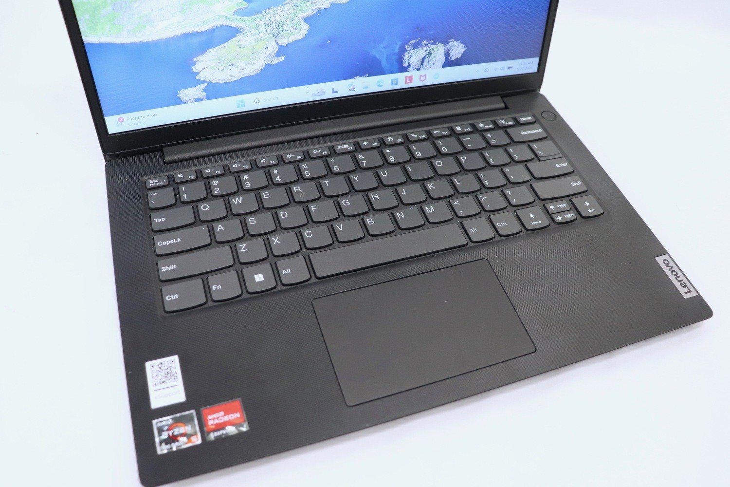 LENOVO V14 G4 ABP 14″ FHD Laptop Ryzen 5 7430U 8GB 256GB SSD W11 Pro