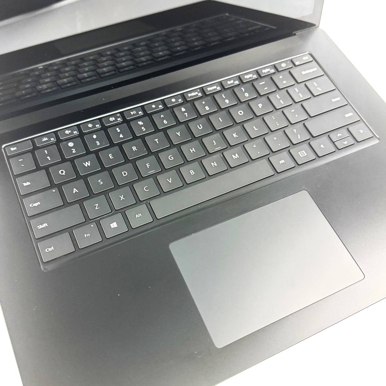 Microsoft Surface Laptop 4 15″ i7-1185G7 32GB 1TB SSD Windows 11 Pro 1979 BLACK
