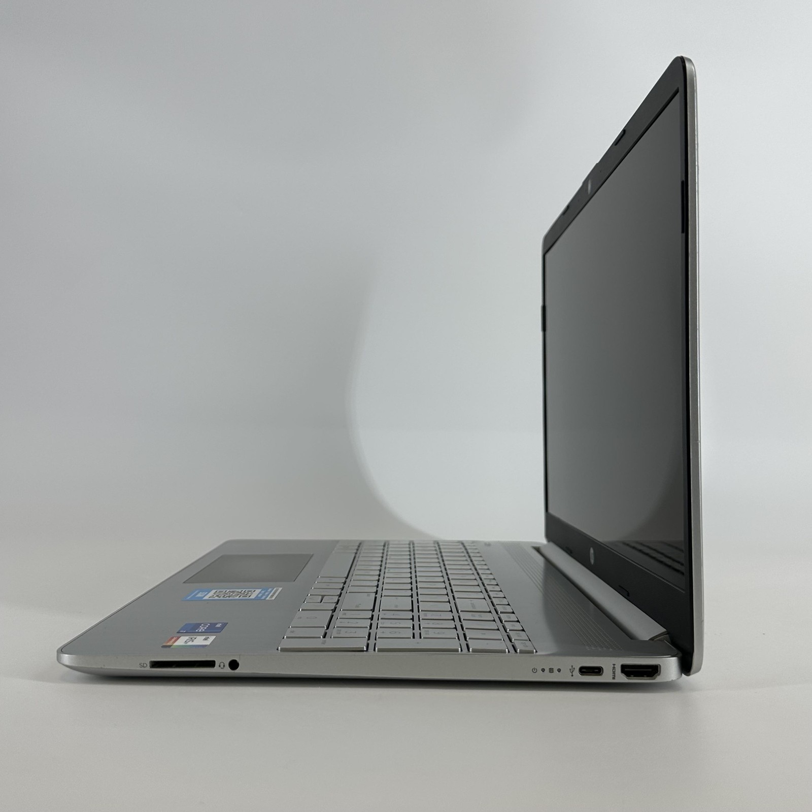 HP Laptop 15-dy2073dx Silver FHD TOUCH i7-1165G7 2.80GHz 16GB 512GB SSD Good
