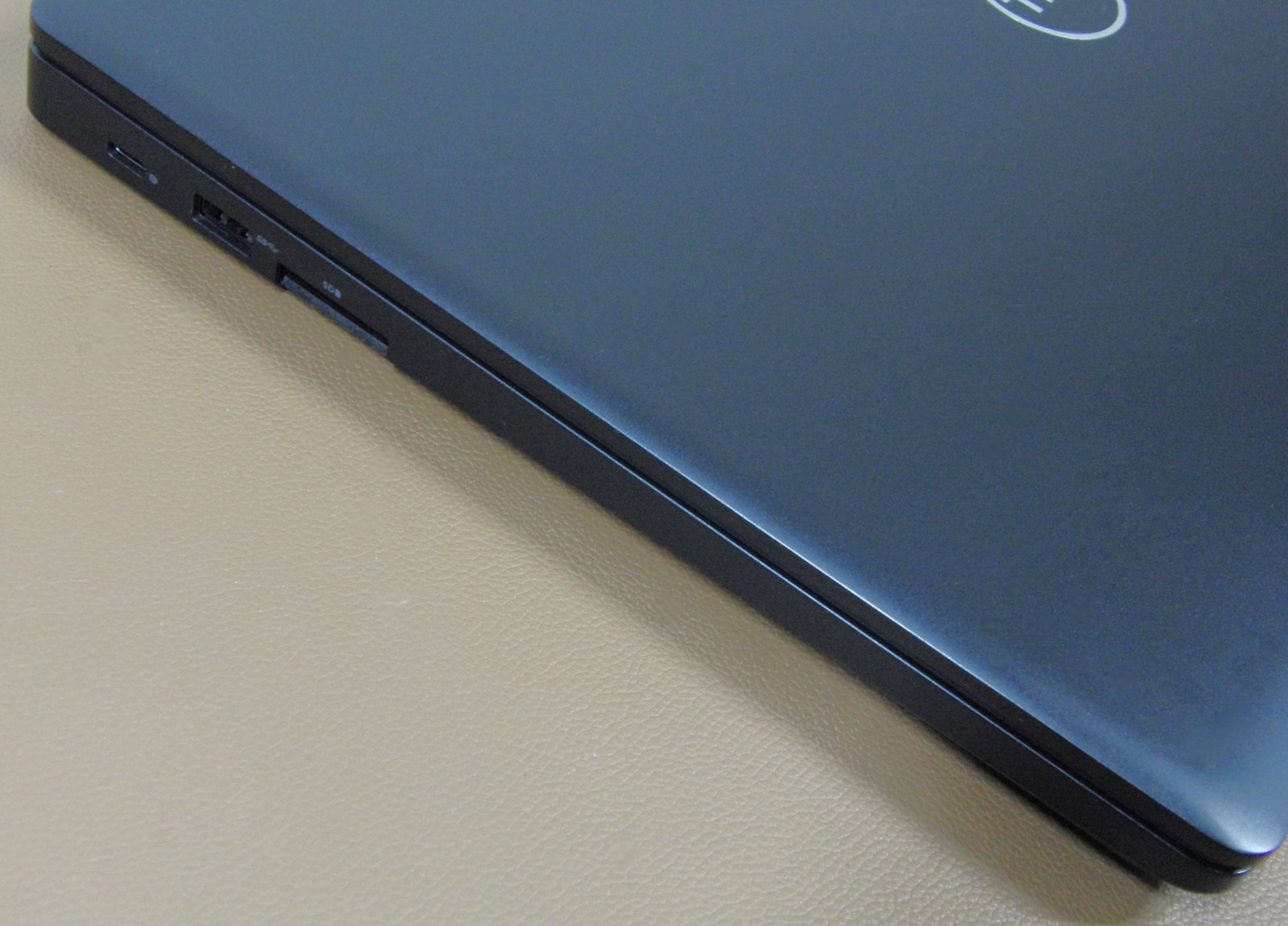 Dell Latitude 5590 15″ i5 8350u 1.7GHz 256GB M.2 SSD 16GB GeForce Webcam W11 Pro