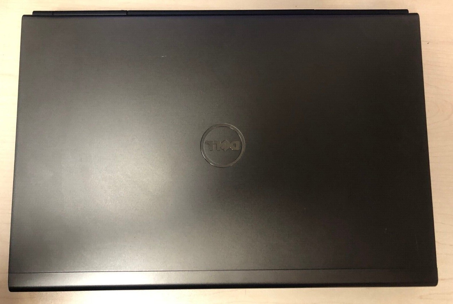 Dell Precision M7800 15.6″ I5 3320M @ 2.6 GHZ 8 GB 256 SSD