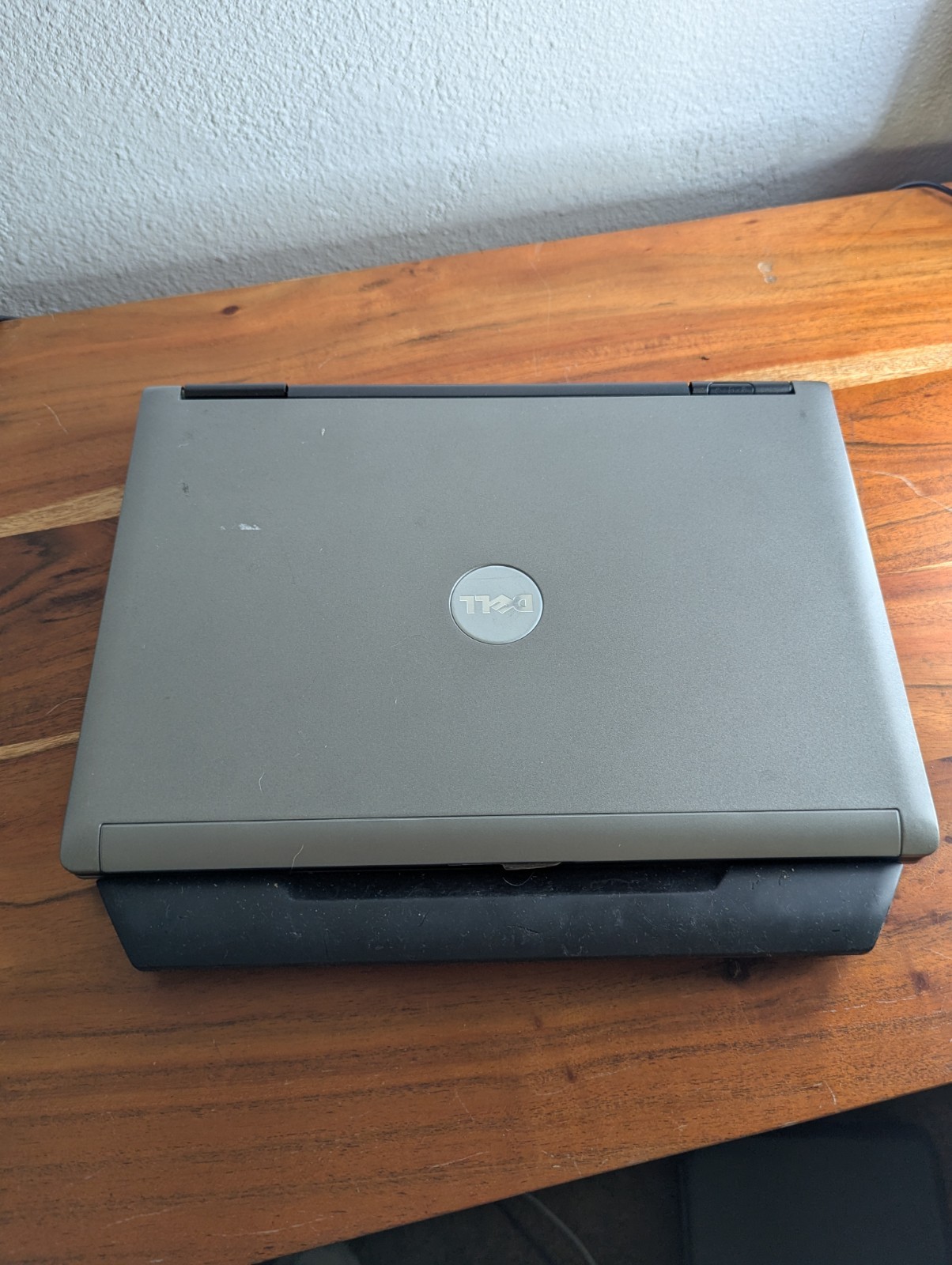 Dell Latitude D420 Intel Core Duo 1.20GHz 1GB RAM No HDD **Turns On