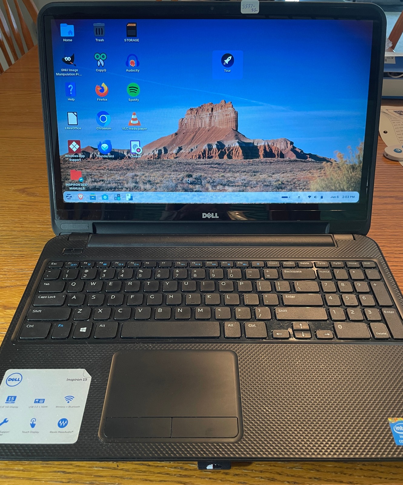 DELL INSPIRON 15-3537 *TOUCH* Laptop 15″ i3 256gb+1tb Linux Zorin 18-extras-22