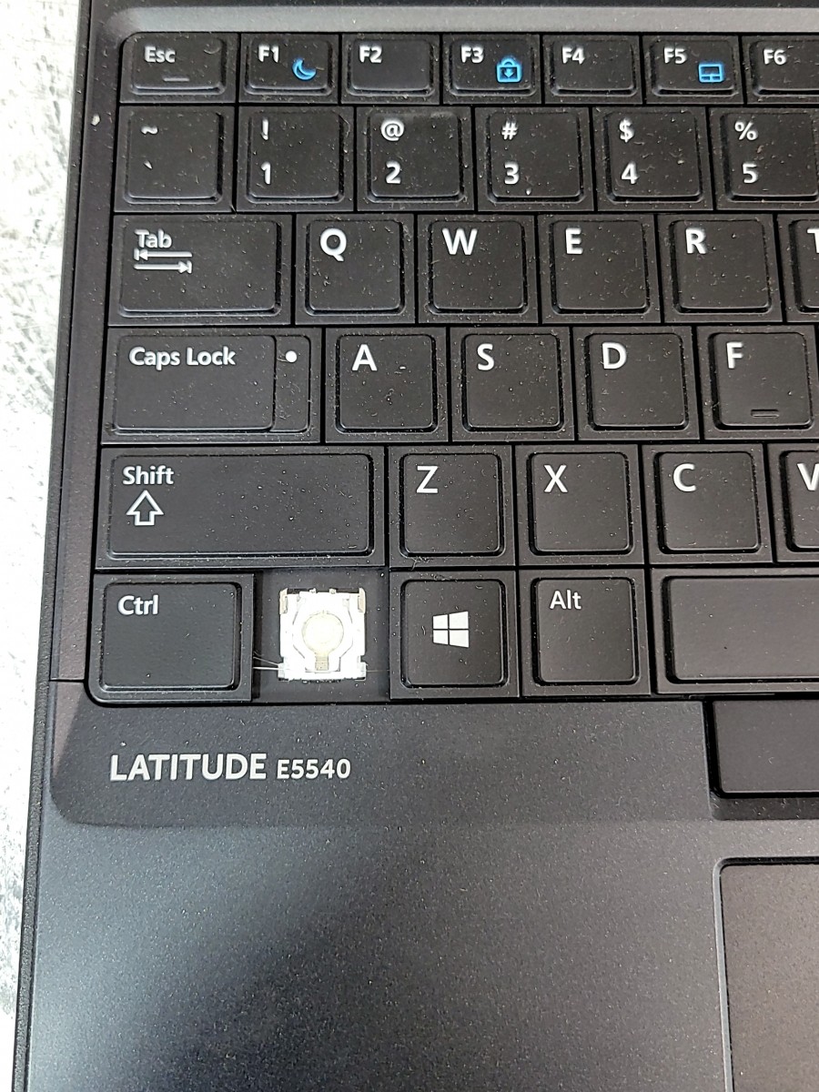 DELL LATITUDE E5540 PC Laptop Intel Core I5-4310U 15.6″ 4GB SEE NOTES