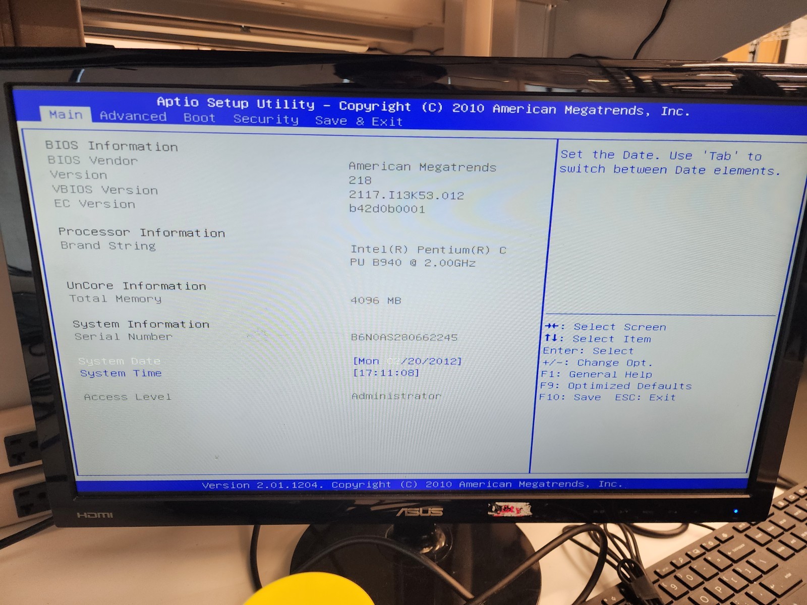 Asus A53E-XN1, Intel Pentium B940 @2.0GHz, 4 GB RAM, No Hdd, Cracked Screen