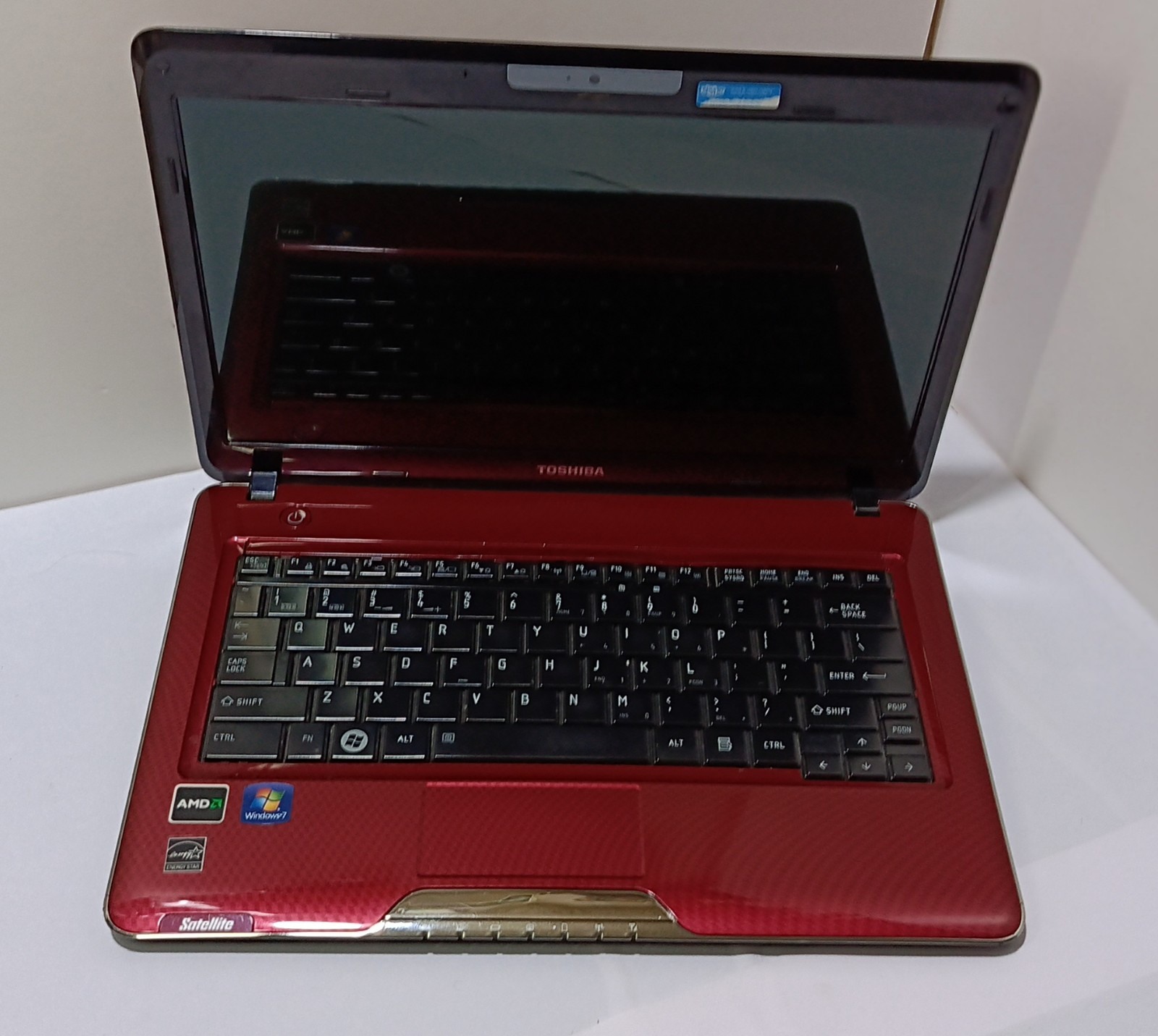 Toshiba Satellite T135D-S1320 Laptop AMD Vision For Part’s