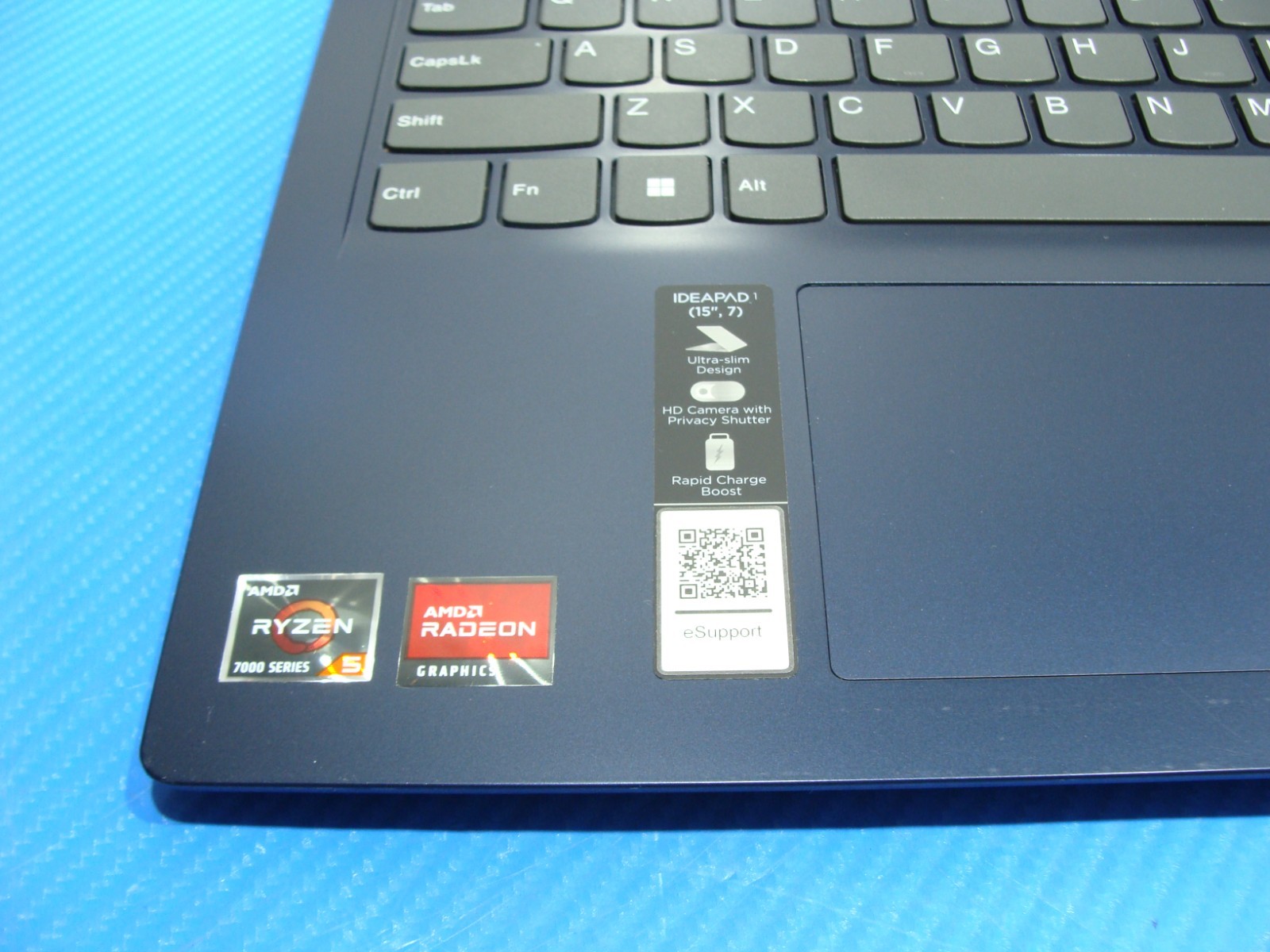 Lenovo IdeaPad 1 15AMN7 15.6″ FHD TOUCH Ryzen 5 7520U 2.8Ghz 8GB 256GB +Charger