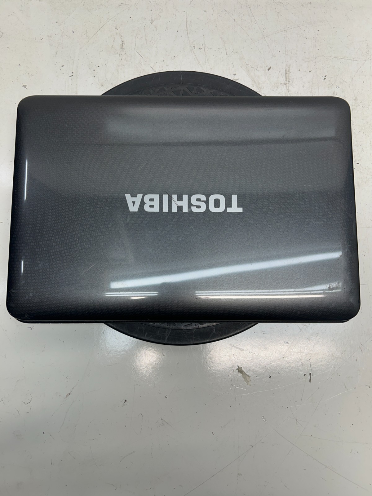 Toshiba Satellite L645D-S4030 AMD Turion II P520 2.30GHz 4GB NO HDD