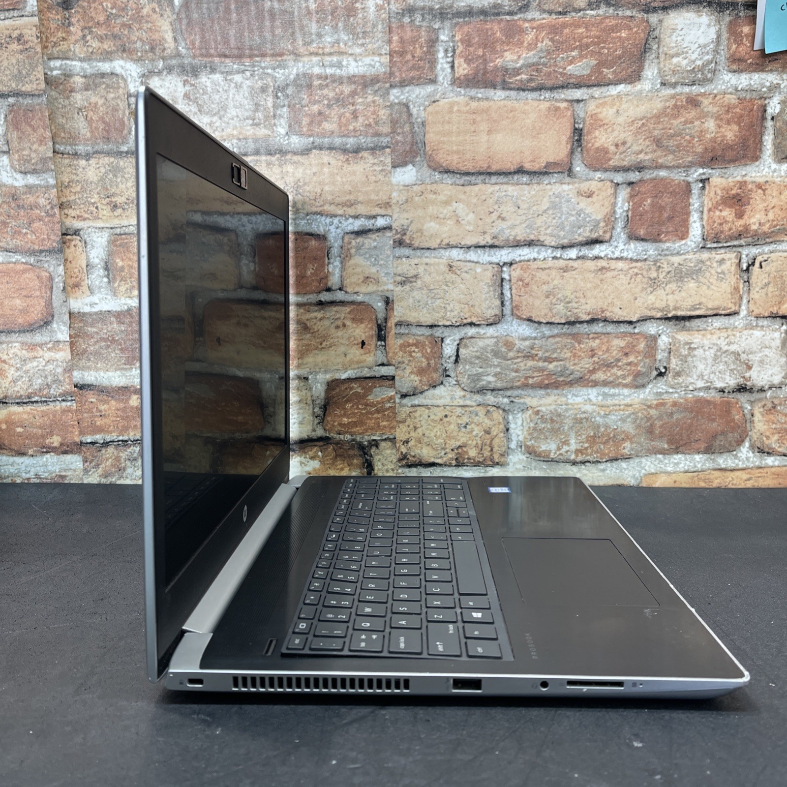 HP ProBook 450 G5 LCD Screen with Chassis Battery No Motherboard Read
