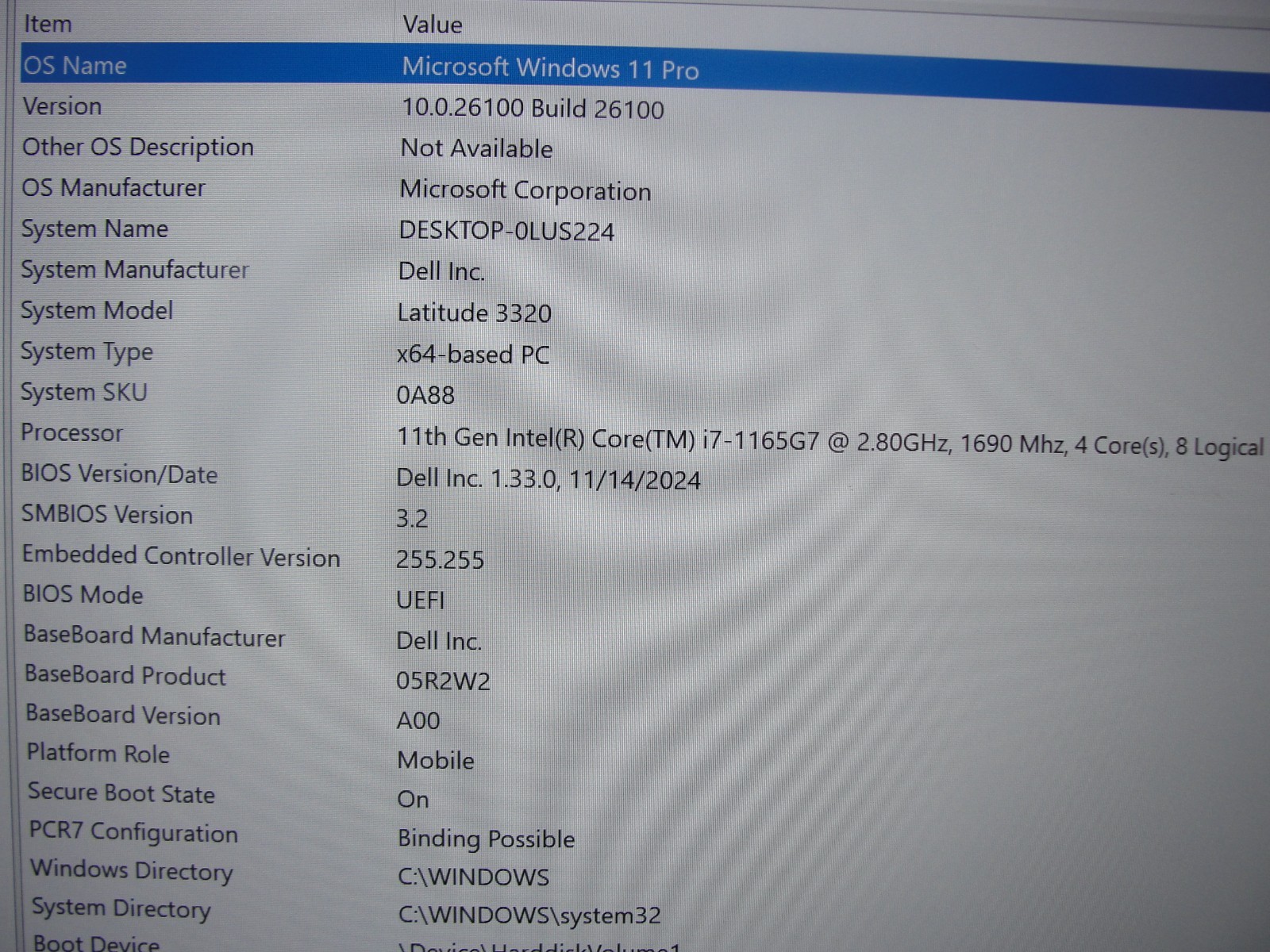 Dell Latitude 3320 13.3″FHD i7-1165G7 8GB RAM 2.8GHz 256GB SSD Intel Iris Xe