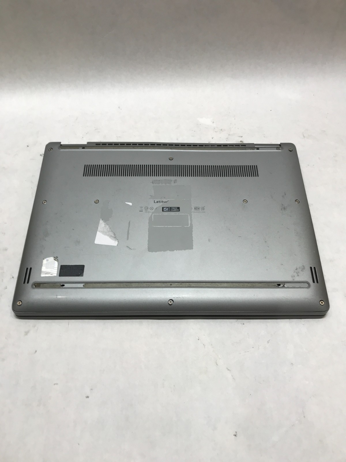 Dell Latitude 3310 2in1 13″ Intel Core i3 NO RAM NO SSD/OS For Parts READ – DW