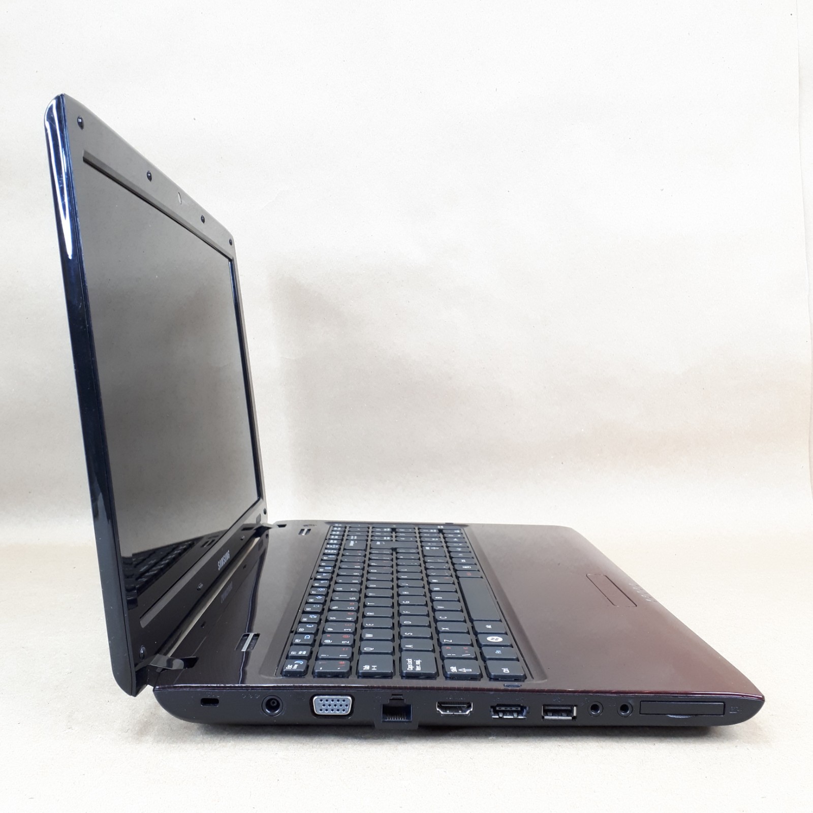 Samsung R580 15.6″ Laptop i5-1st Gen 2.53GHz NVIDIA 4GB RAM 500GB Win7HP H4064