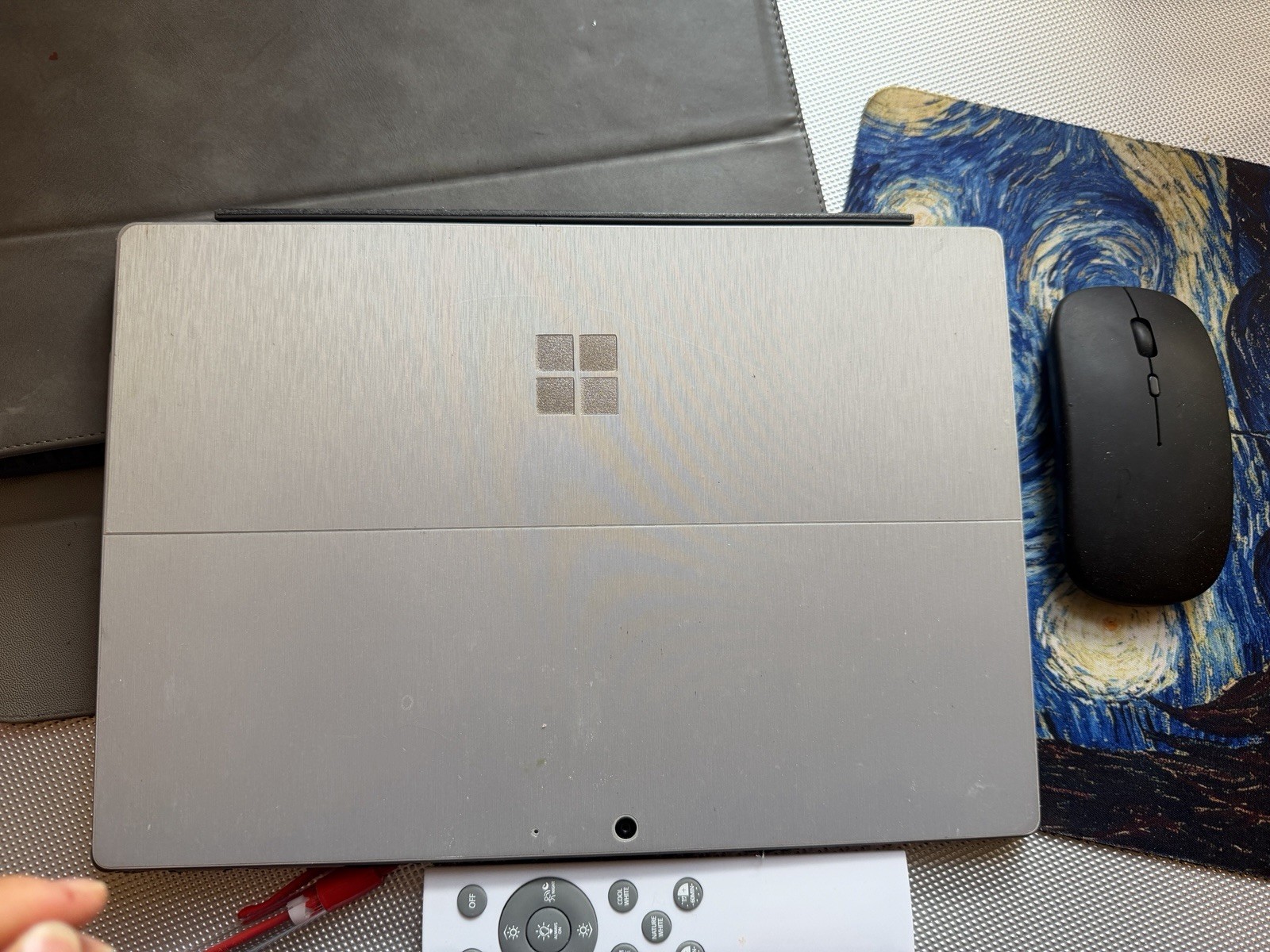 Microsoft Surface Pro 7 With All Accessories ( Keyboard,pen, Mouse And Cases)