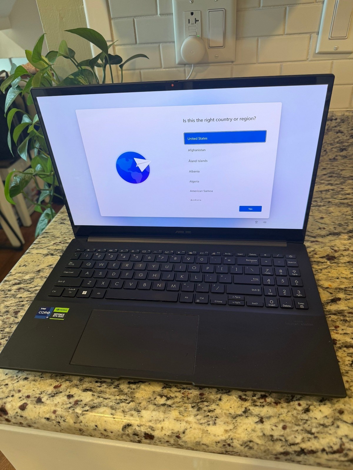 ASUS Q540VJ-I93050 3k OLED 15.6” (1TB SSD Intel Core i9-13900H 2.6GHz 40GB RAM)