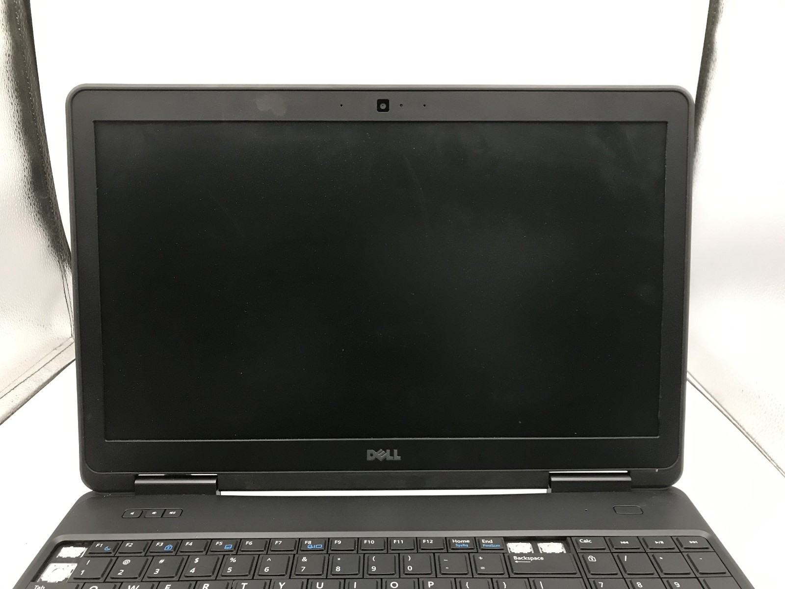 DELL LATITUDE E5540 – FOR PARTS/NO POWER – INTEL i5 4TH GEN – NO RAM – READ -BB