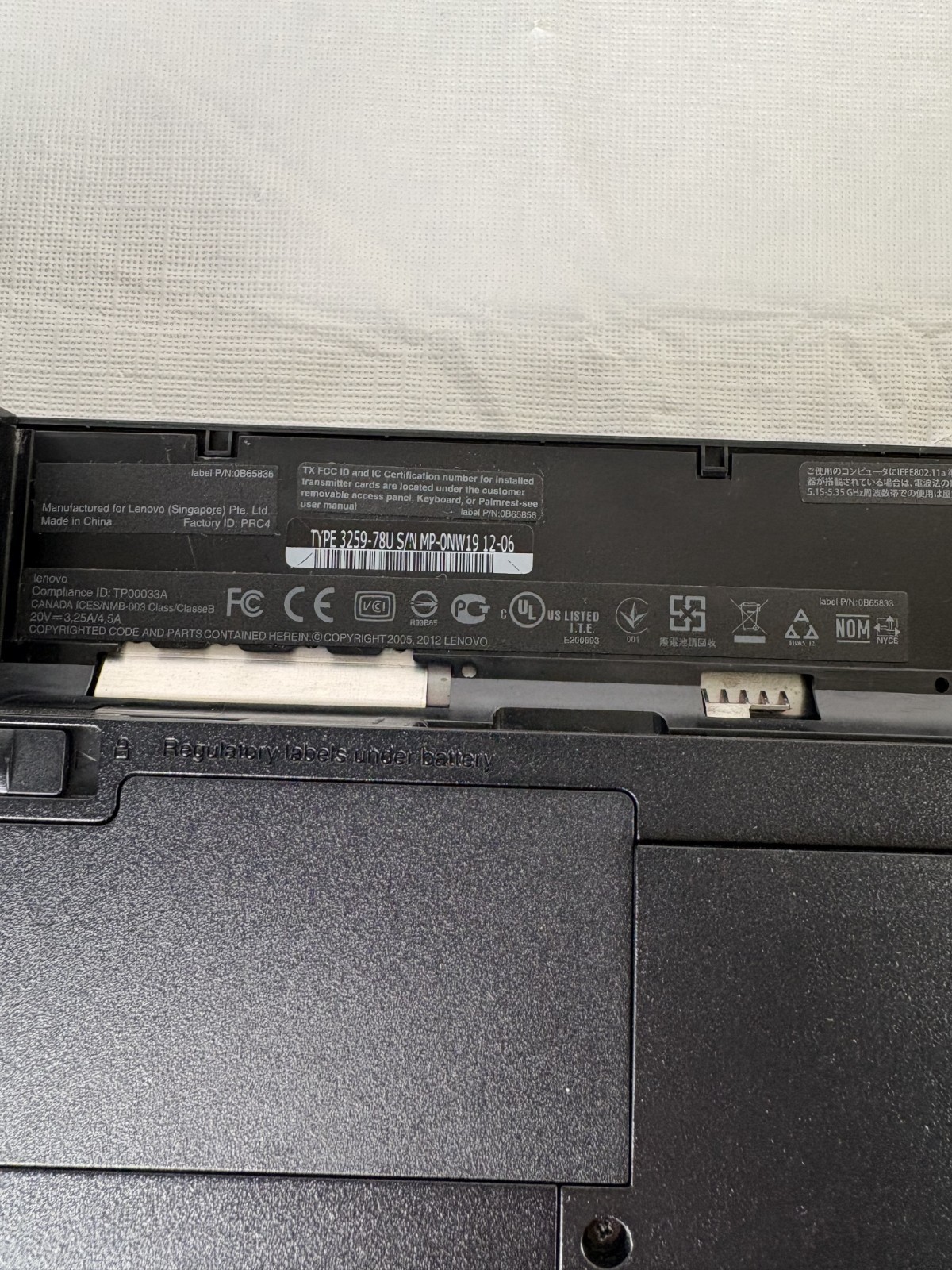 LOT OF 7 LENOVO THINKPAD E530 Laptop w/ Core i3 2.20 GHZ No HD/Battery Untested