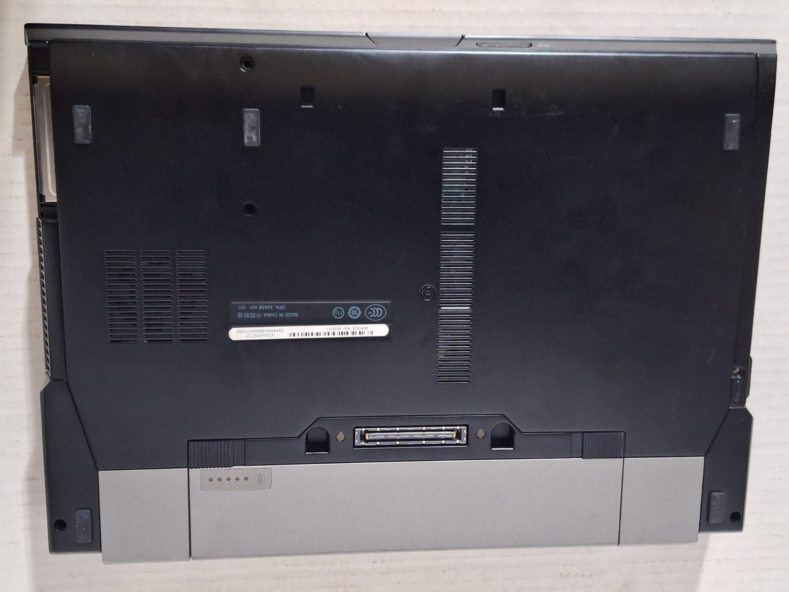 Dell Latitude E6400 Laptop PC Intel Core2 2.53GHz Builders Special #4 Parts Only
