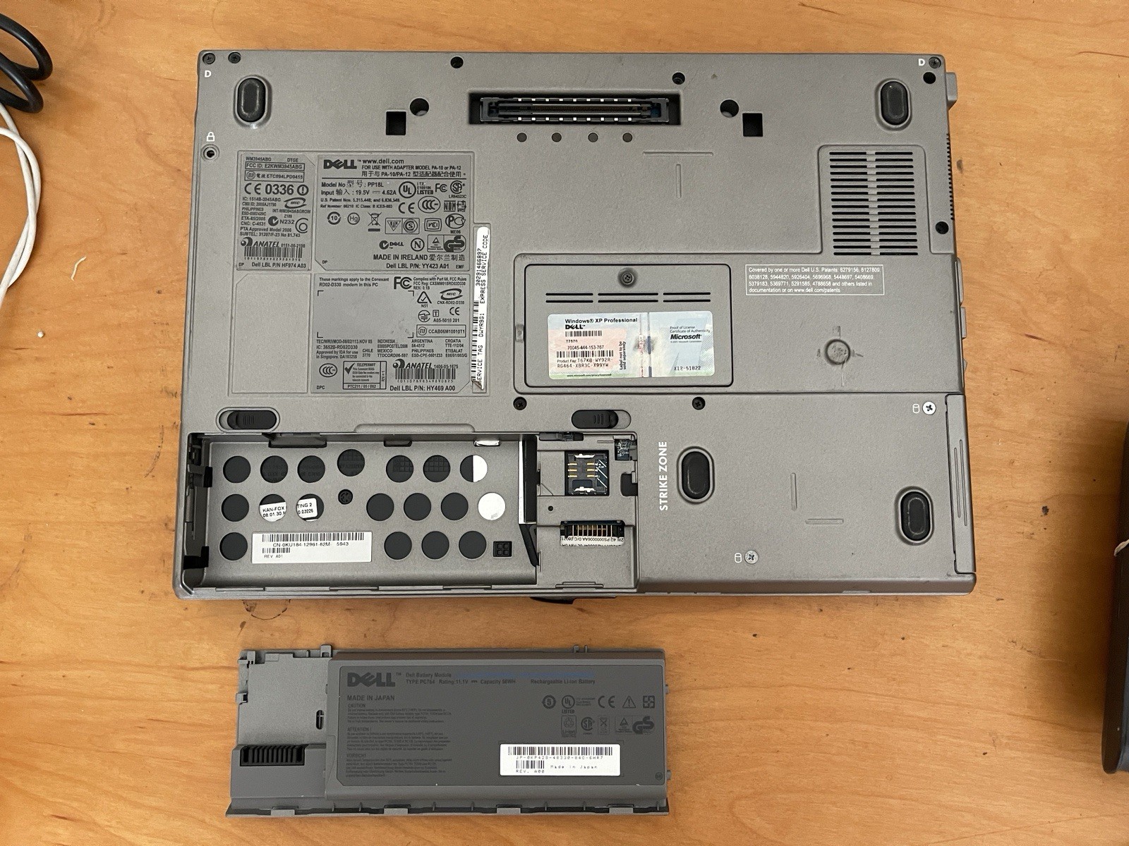 DELL D630 D620 14″ Windows XP Laptop 1.7Ghz, 3GB, 120 GB SSD, DVD, RS232 Serial
